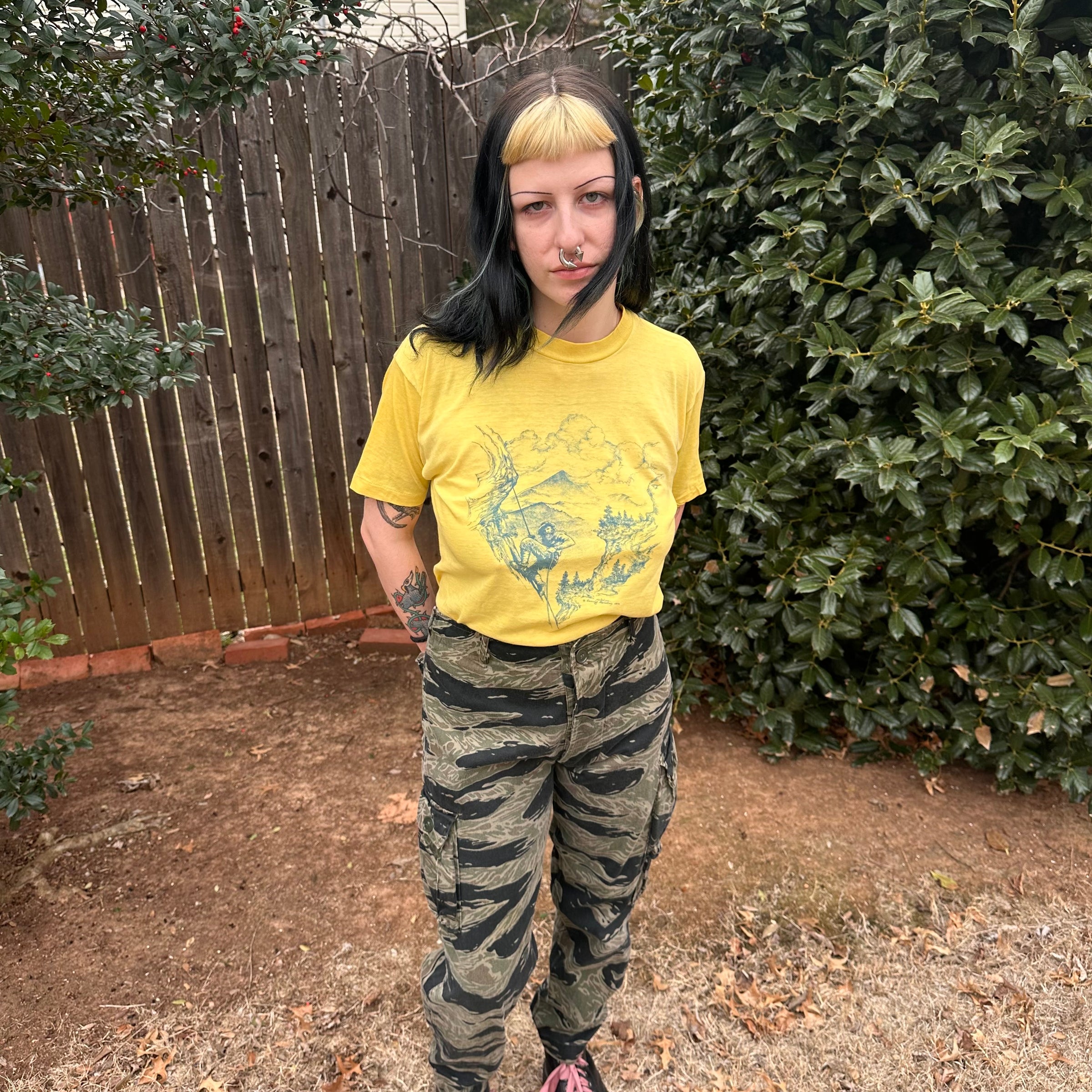 1970’s Coming Attraction Nature T-Shirt S/M