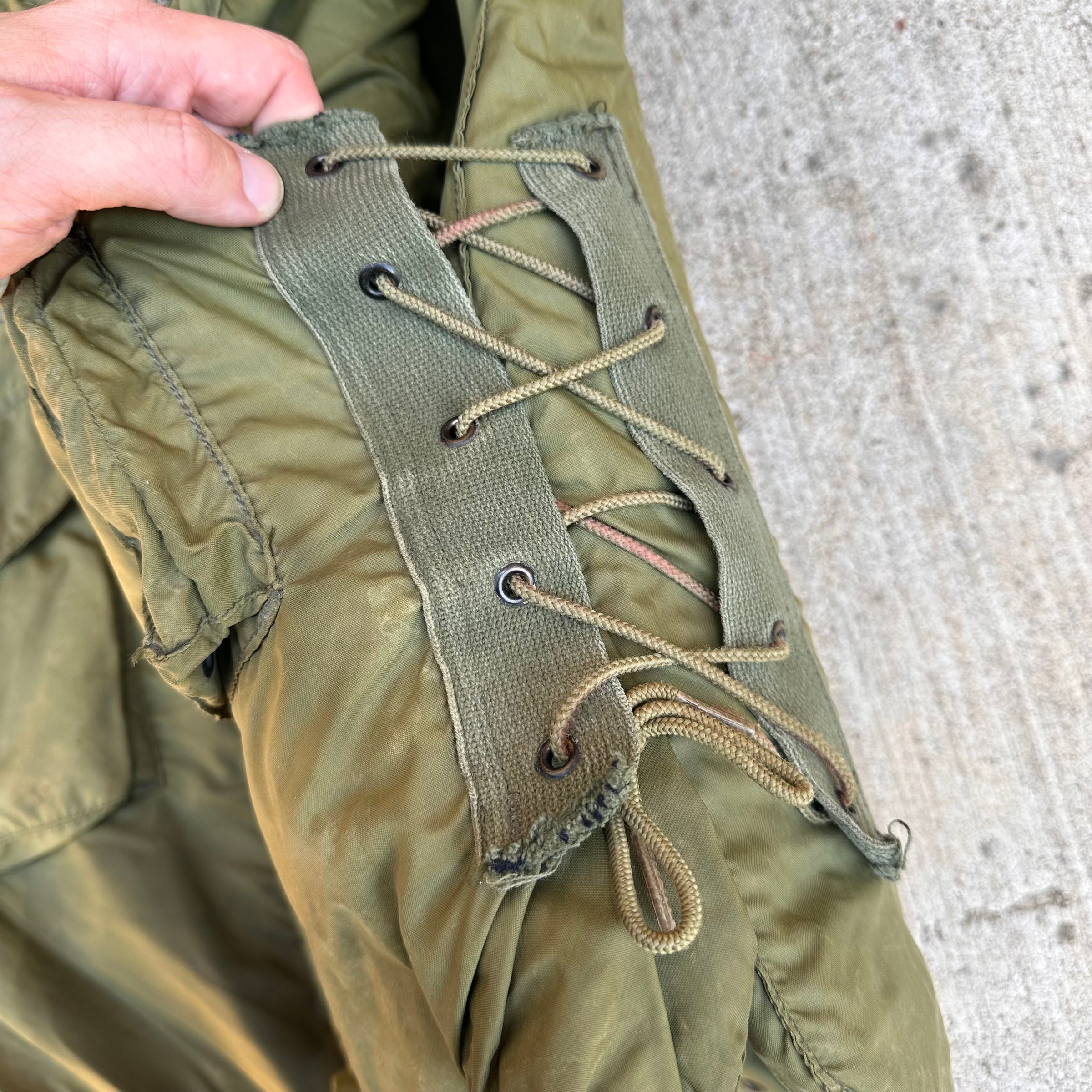 1960’s Vietnam War Era M-69 Flak Vest XL