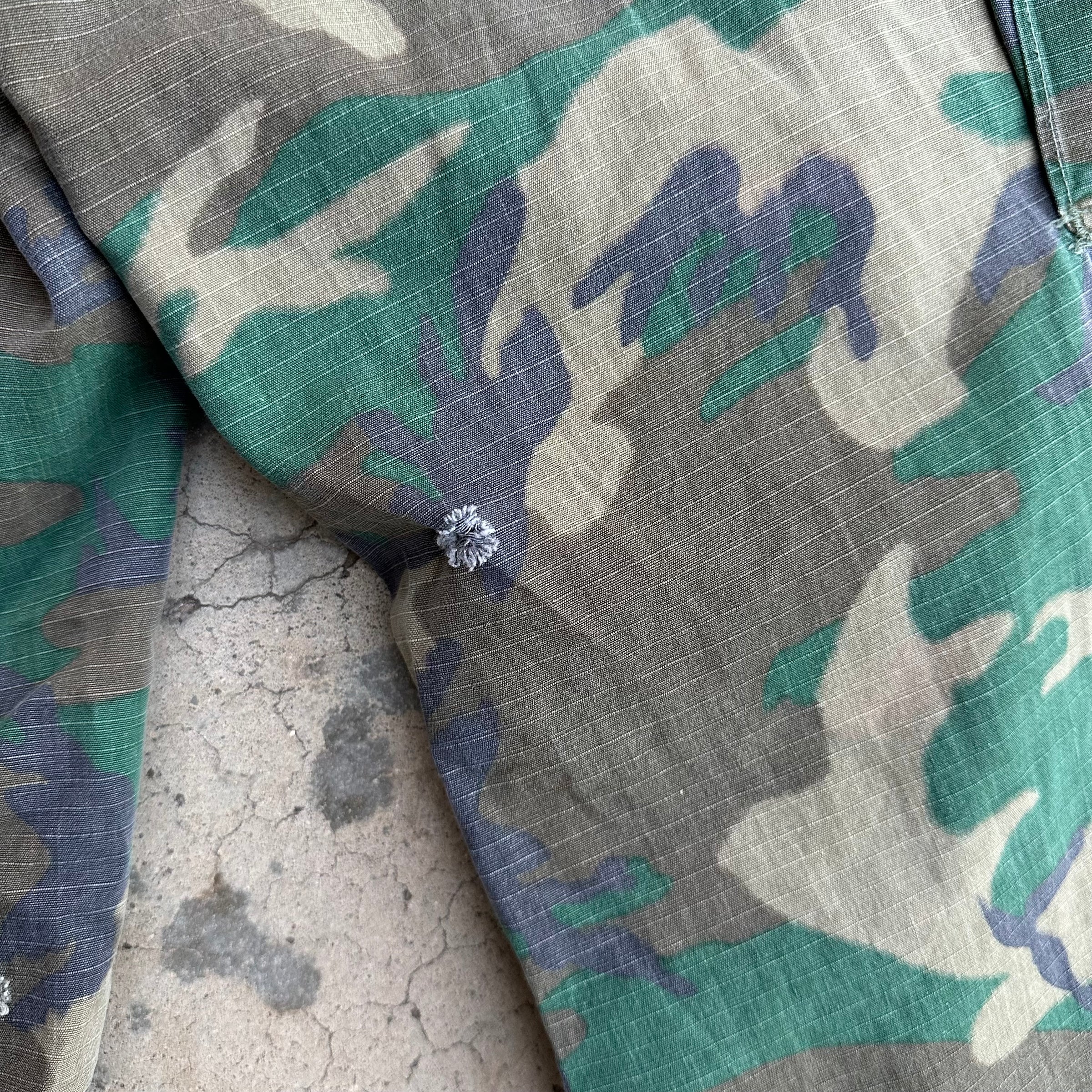 1970’s Vietnam War Brown Dominant ERDL Camo Jungle Pants Medium Regular