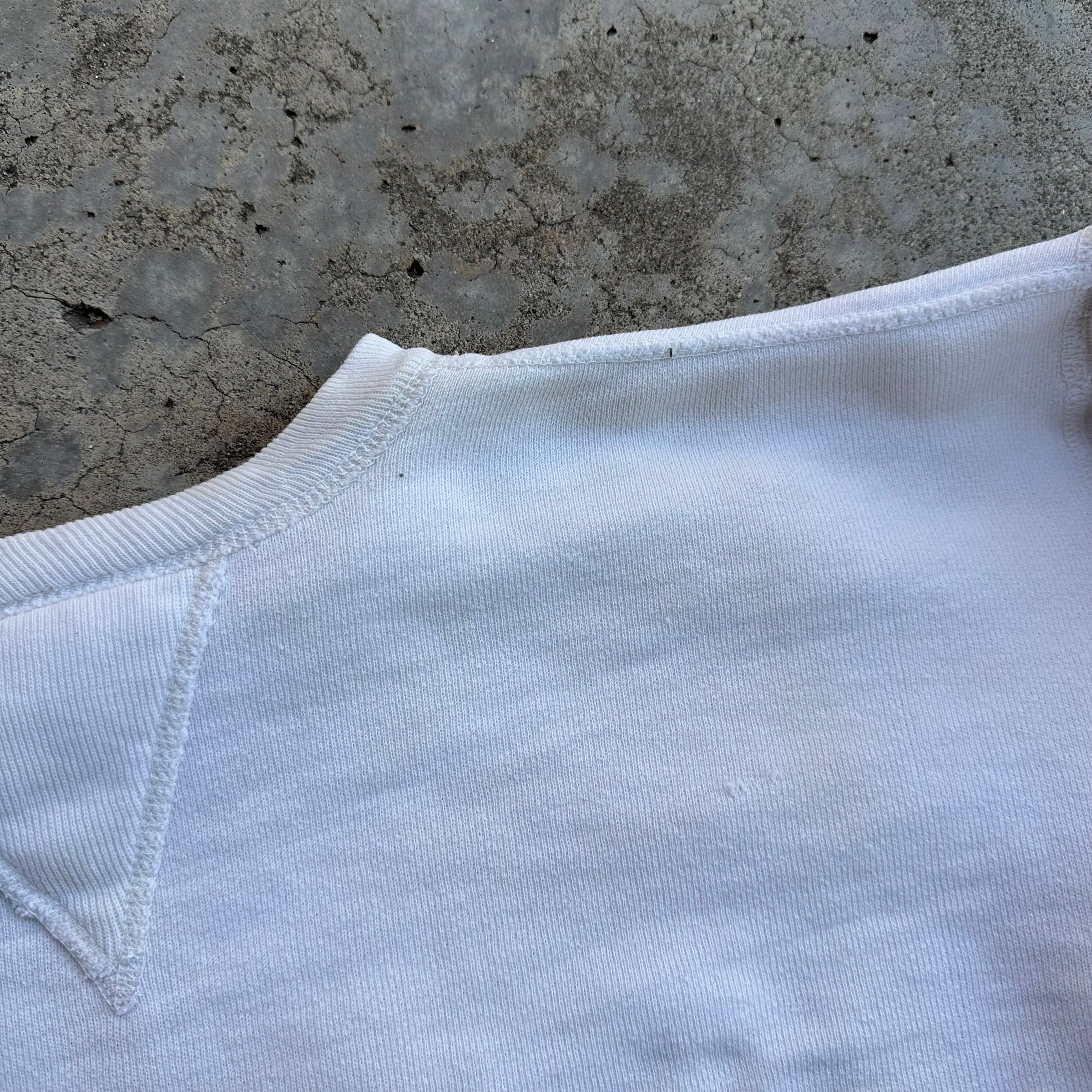 1950’s Single V Crewneck Sweatshirt 24” Chest