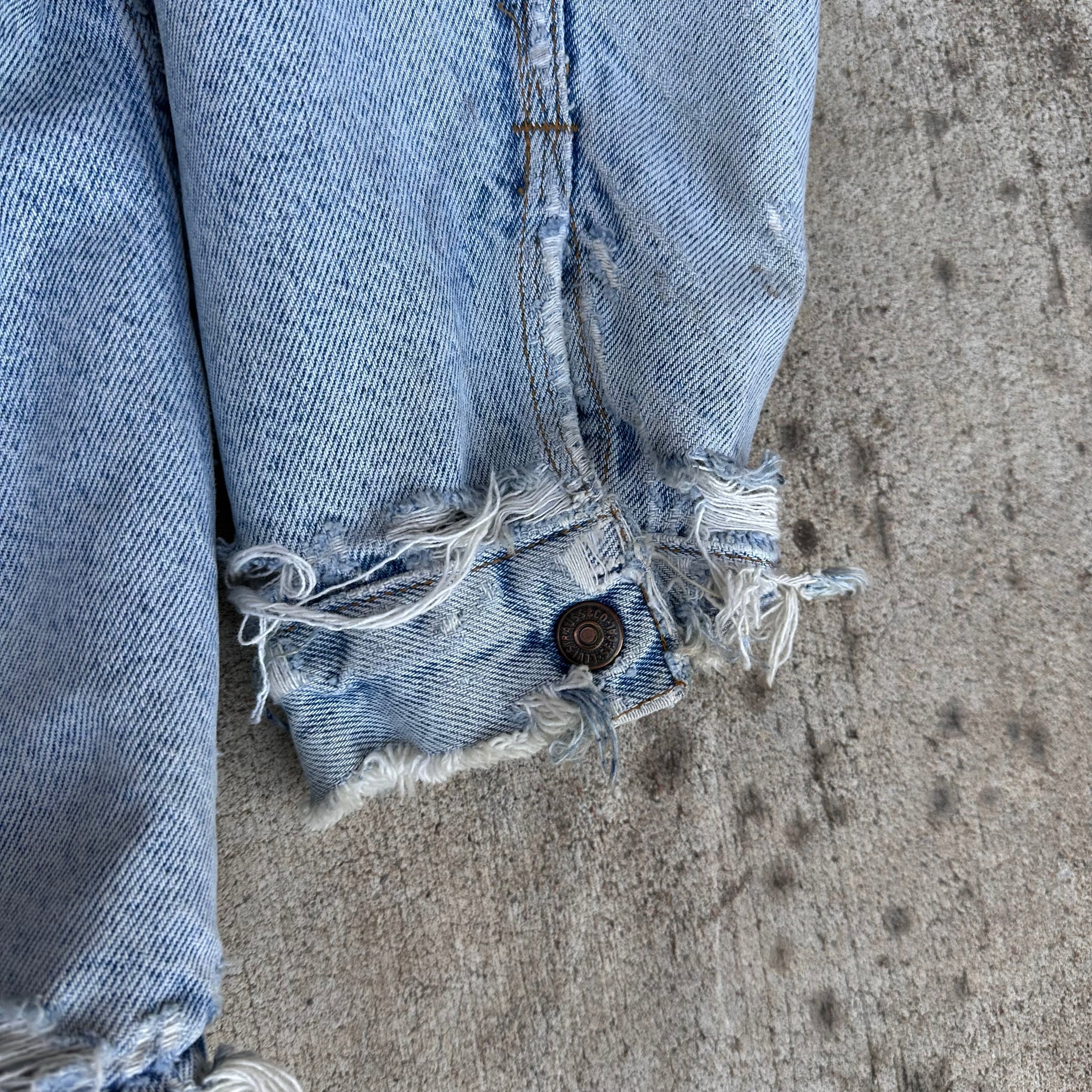 1980’s Levi’s Sherpa Lined Denim Jacket L/XL