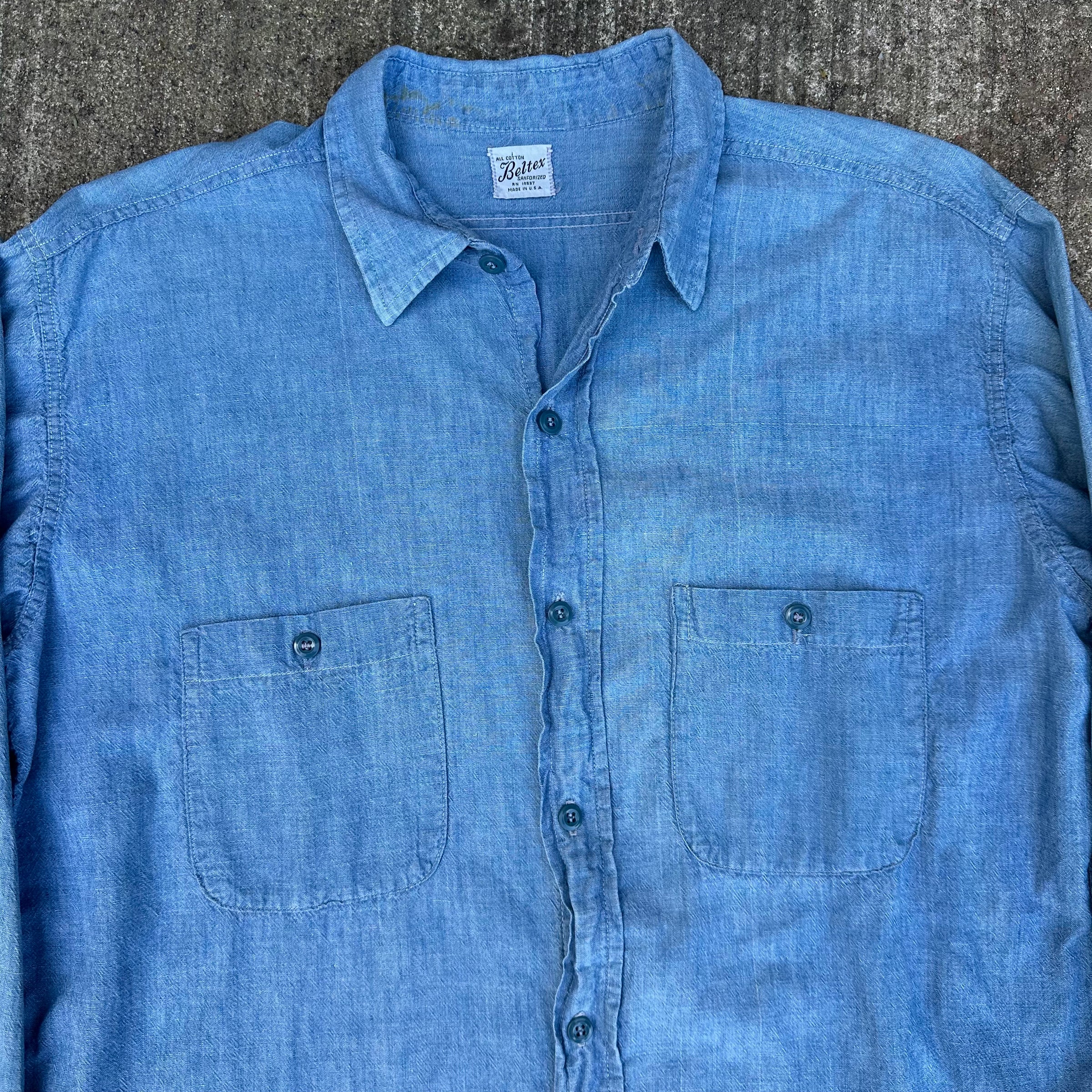 1950’s Beltex Chambray Work Shirt Large