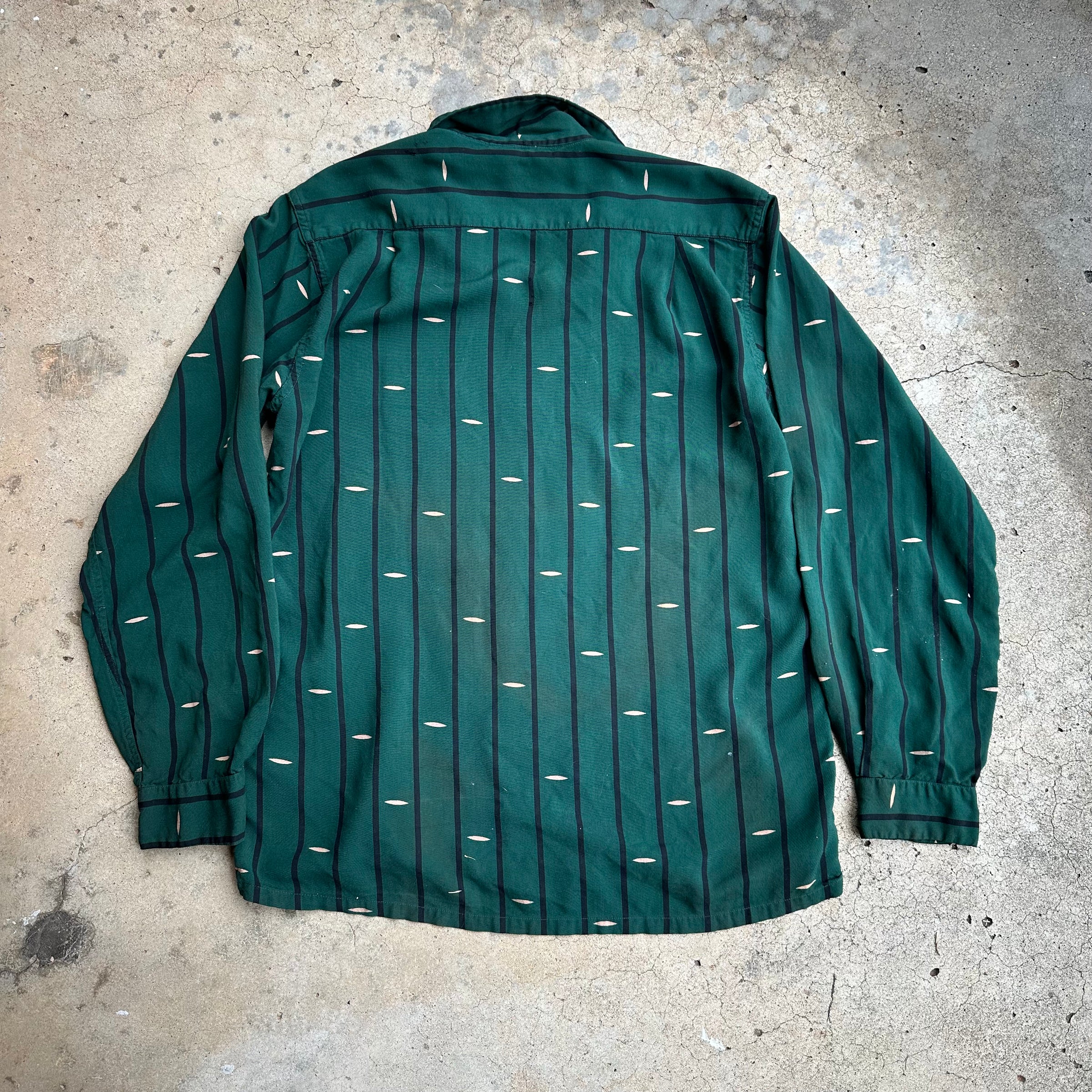 1950’s Tulane Sportswear Rockabilly Gabardine Loop Collar Shirt Small