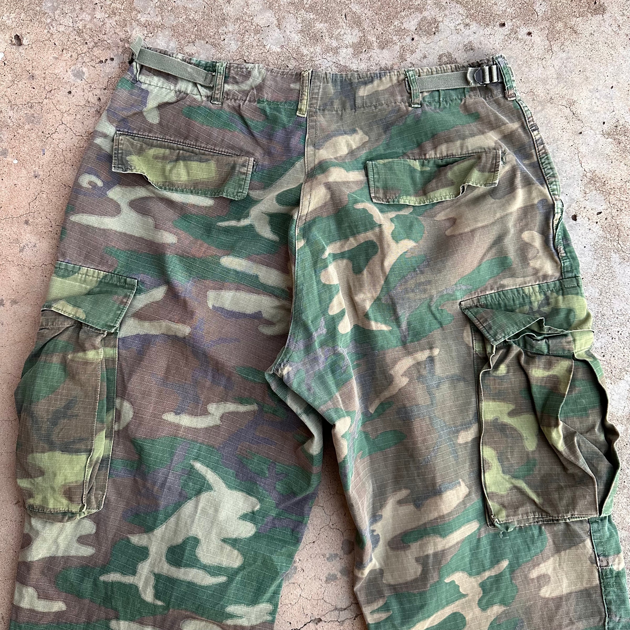 1970’s Multi-Tone “Clown” Camo ERDL/Woodland RDF Jungle Pants Medium Regular