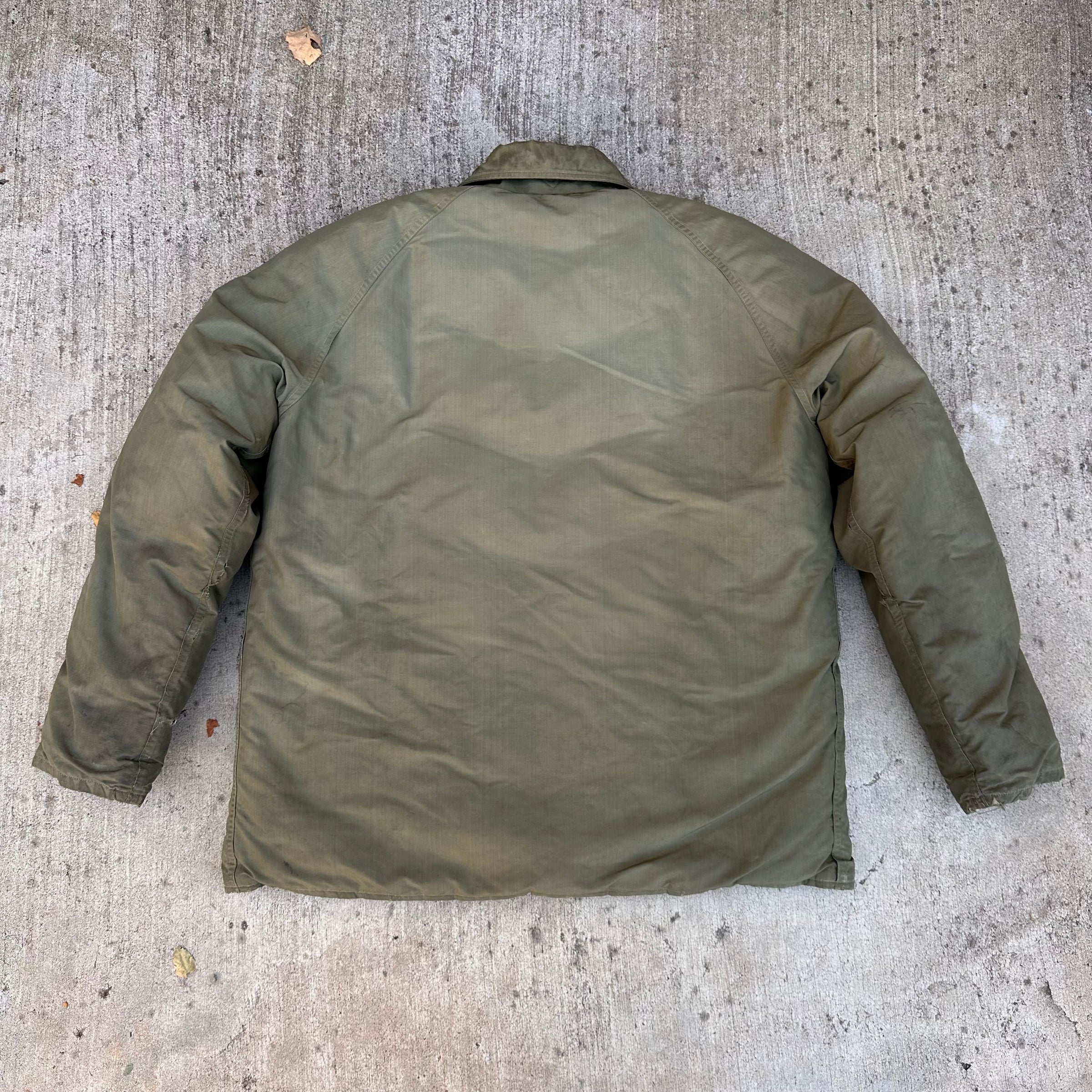 1960’s Eddie Bauer Bauer Down Quilted Puffer Jacket Large