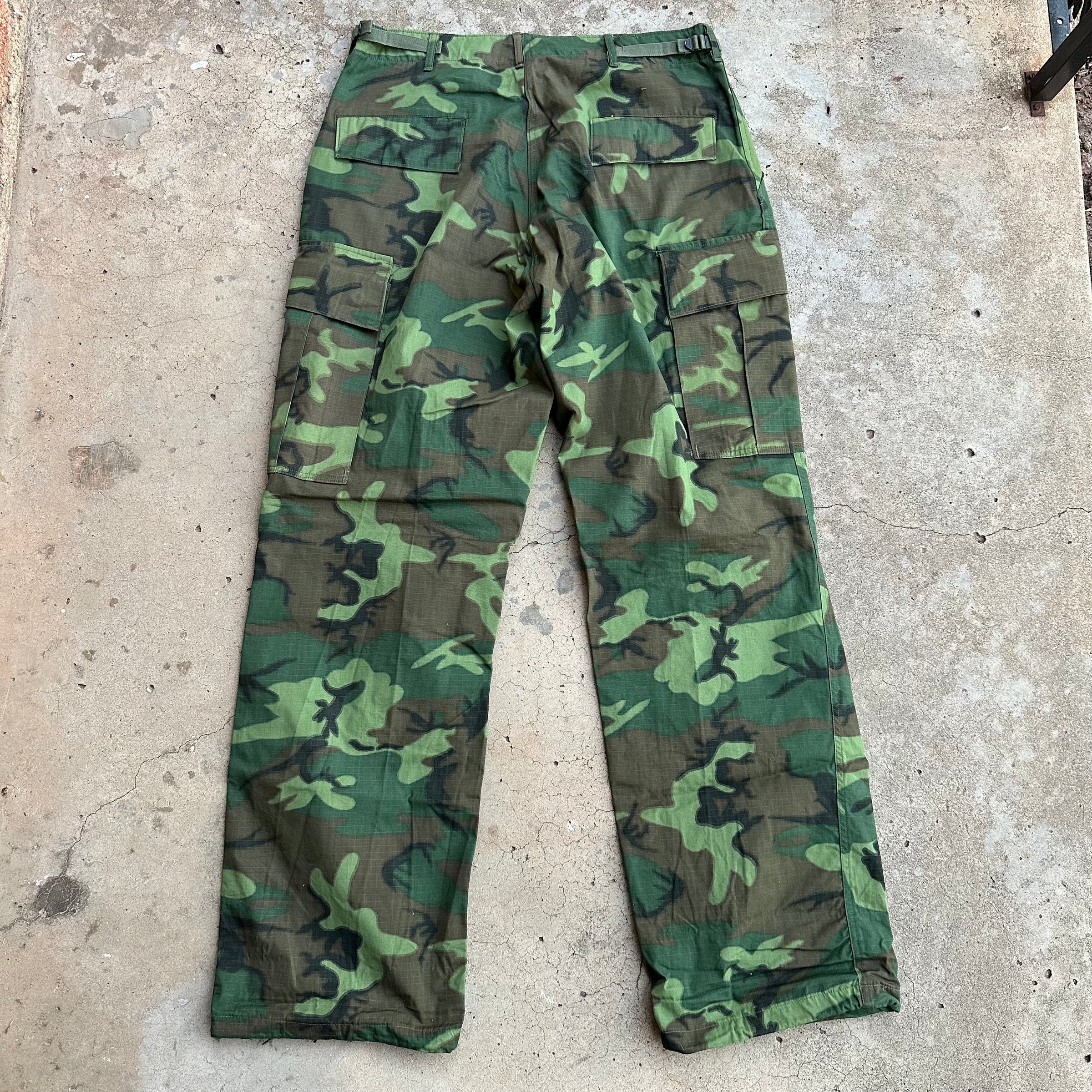 1960’s Deadstock ERDL Camo Jungle Pants Medium Long