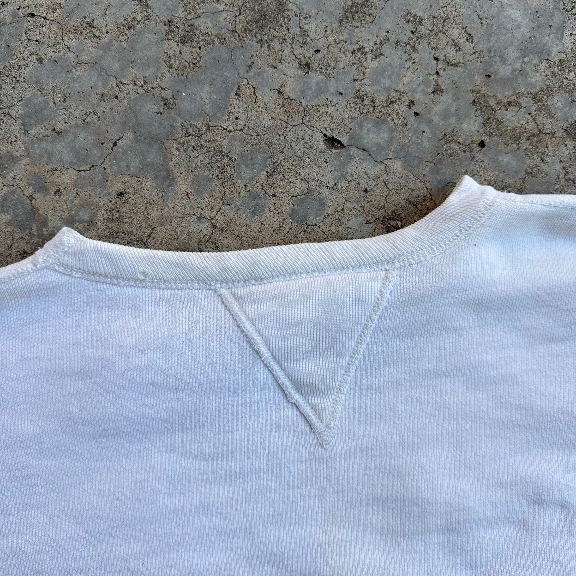 1950’s Single V Crewneck Sweatshirt 24” Chest