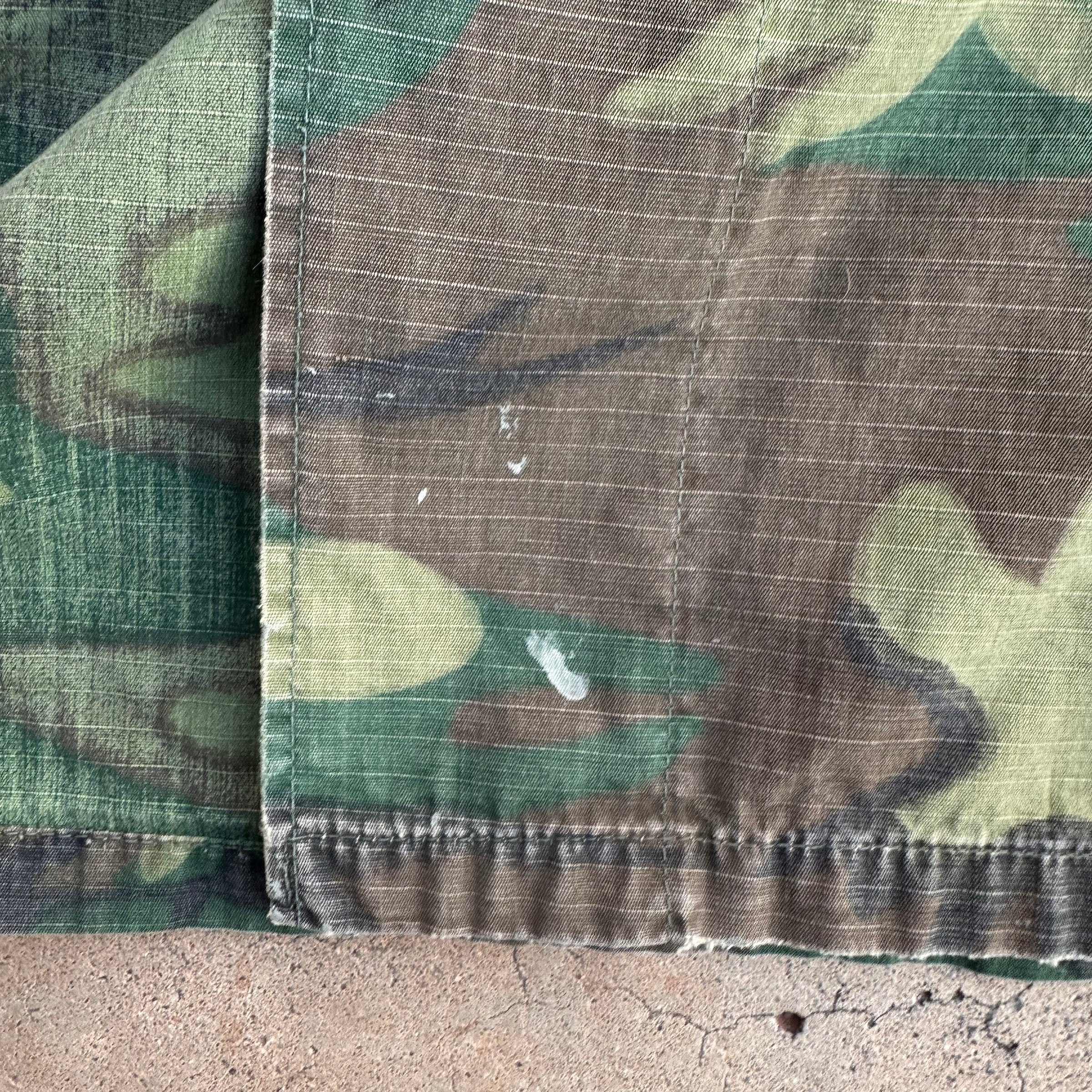 1960’s Vietnam War ERDL Camo Jungle Jacket Large Regular