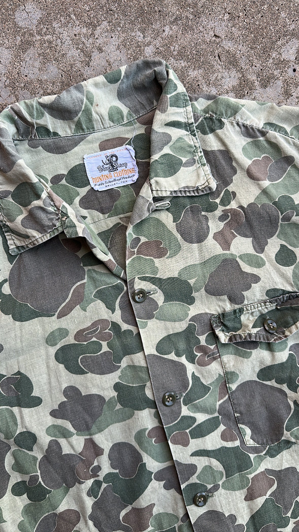 1960’s Black Sheep Hunting Camo Loop Collar Shirt Large