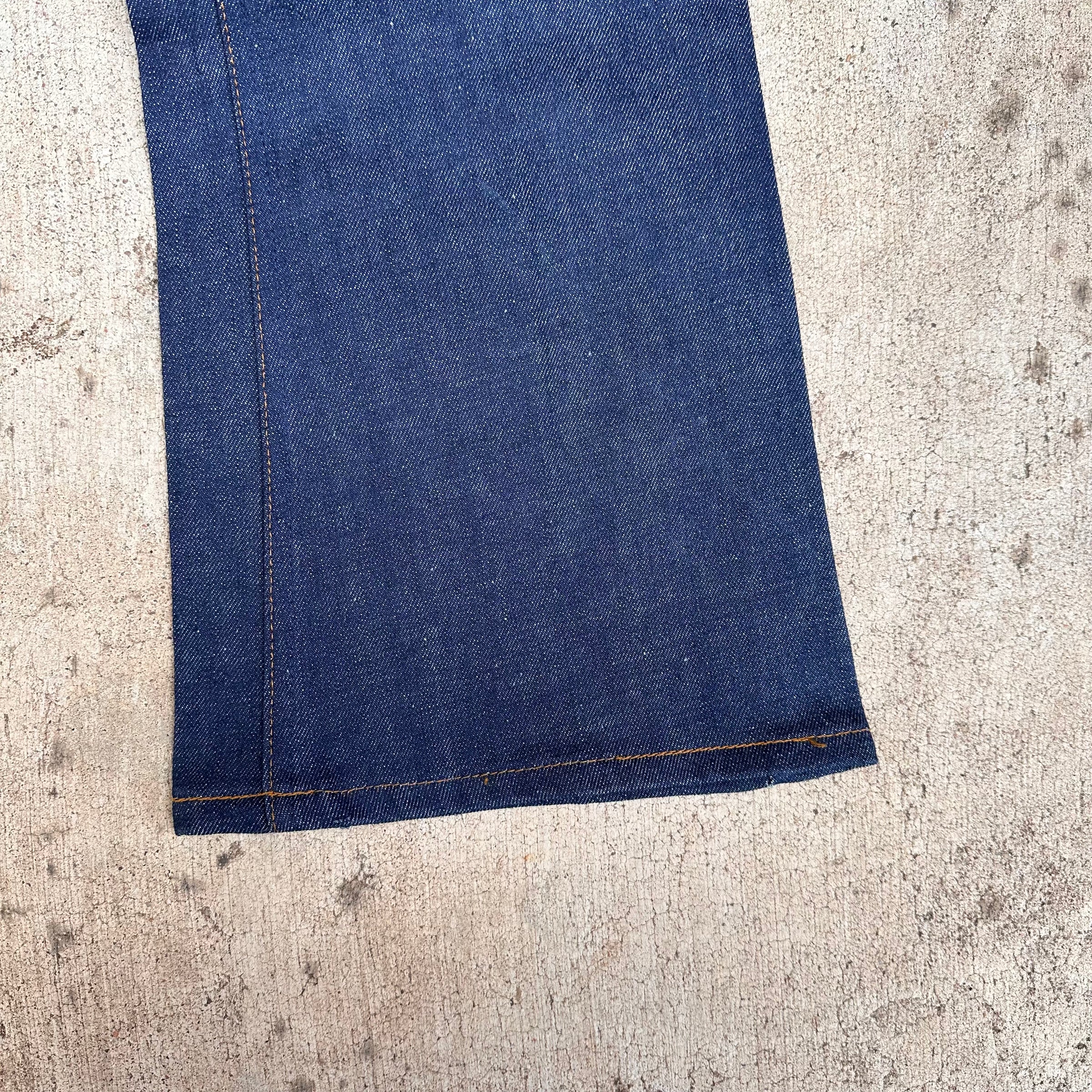 1970’s Deadstock Levi’s 646 Bellbottom Jeans 35” x 32”