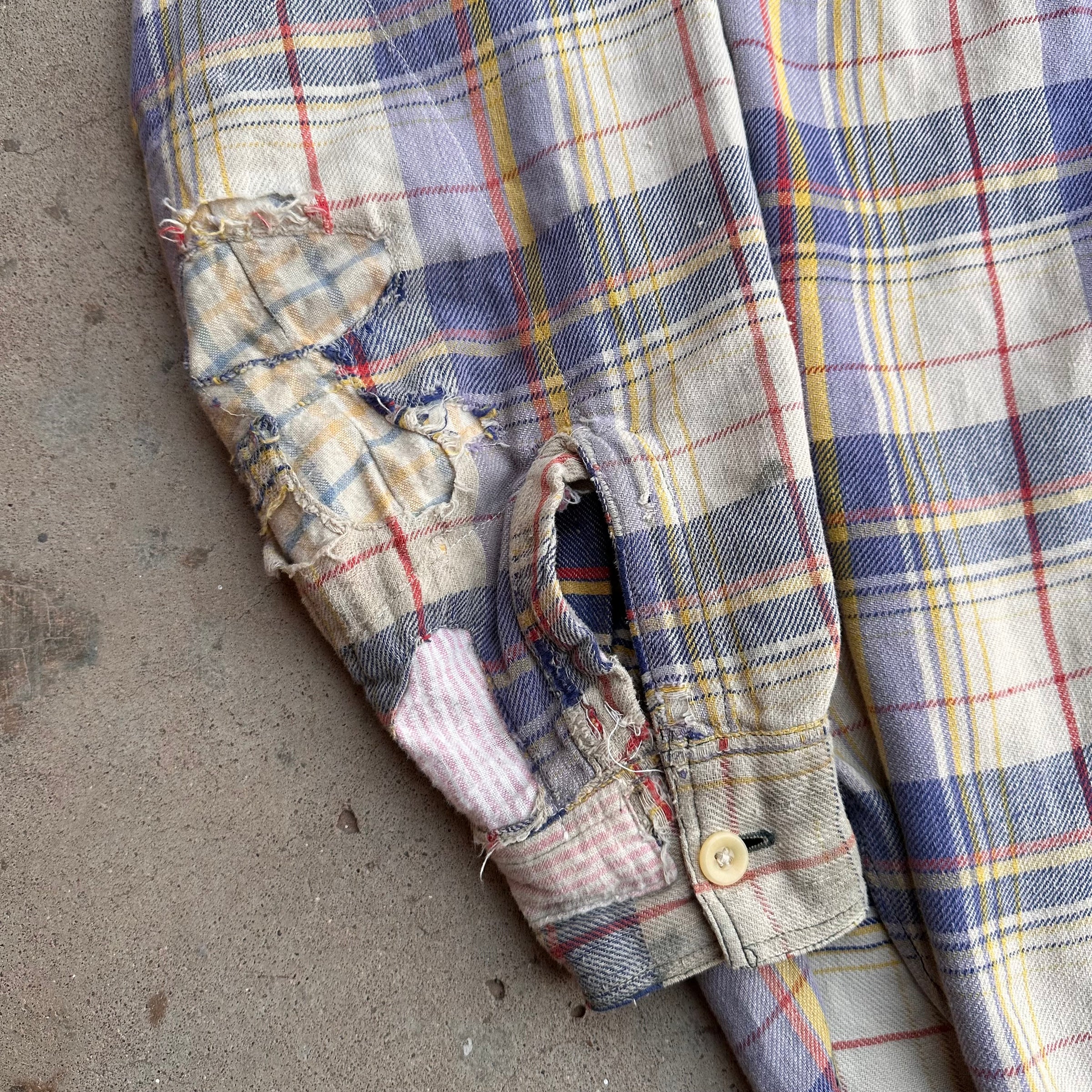 1940’s/50’s Pilgrim Repaired Plaid Cotton Flannel L/XL