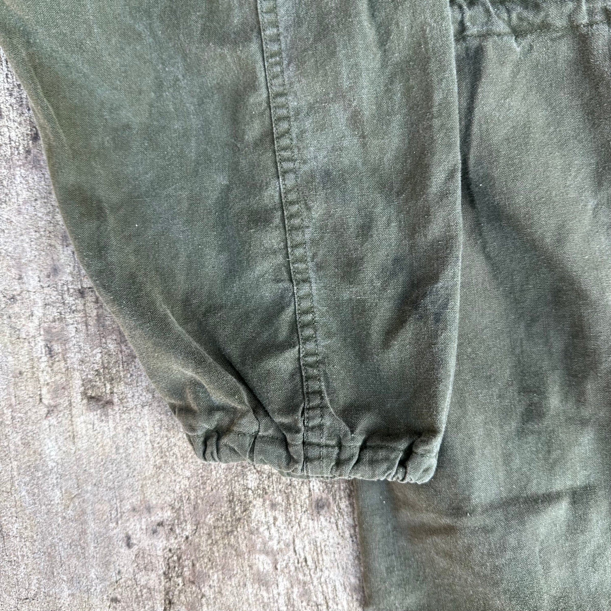 1960’s Vietnam War Vesicant Gas Protective Coat Small