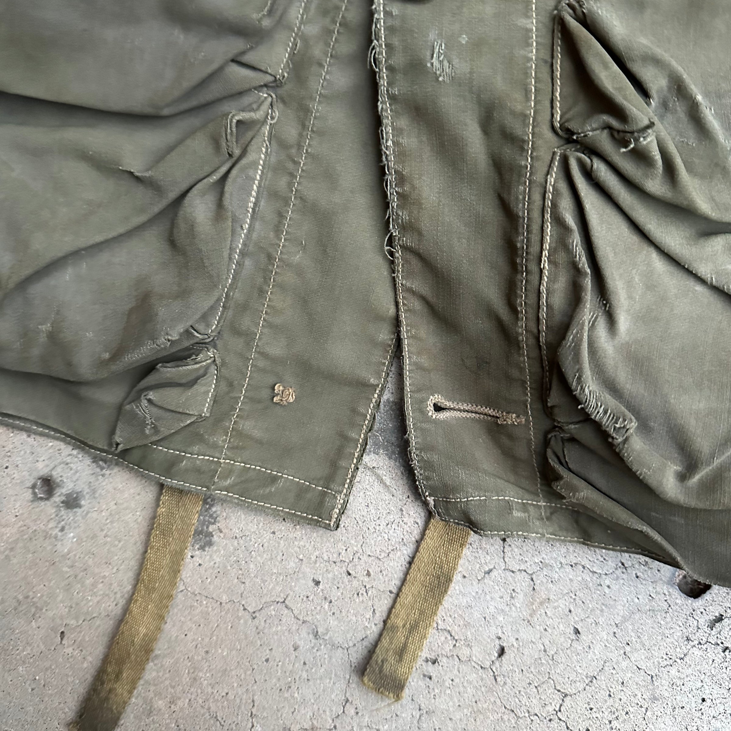 1940’s WWII Thrashed C-1 Emergency Sustenance Vest