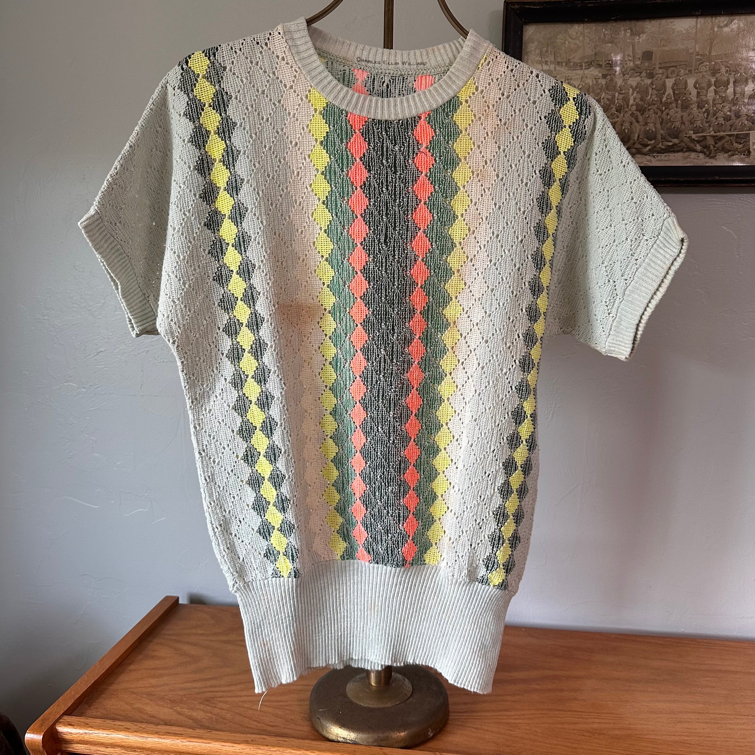 1950’s Rockabilly Style Diamond Loose Knit Short Sleeve Sweater Medium