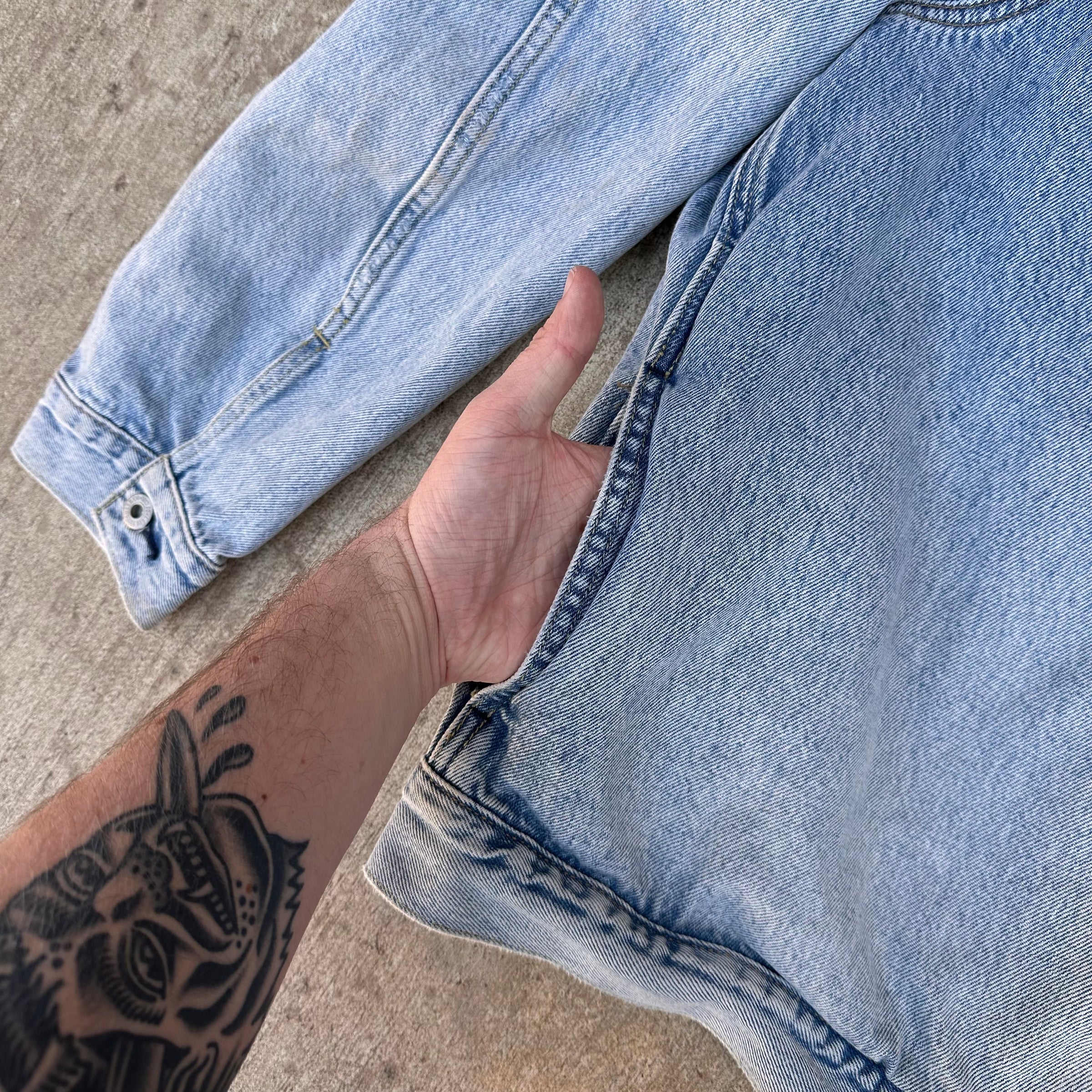 1990’s/Y2k LVC Type 1 Denim Jacket 27” Chest
