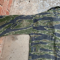 1970’s Post War Ripstop 4 Pocket Tiger Stripe Camo Shirt 25” Chest