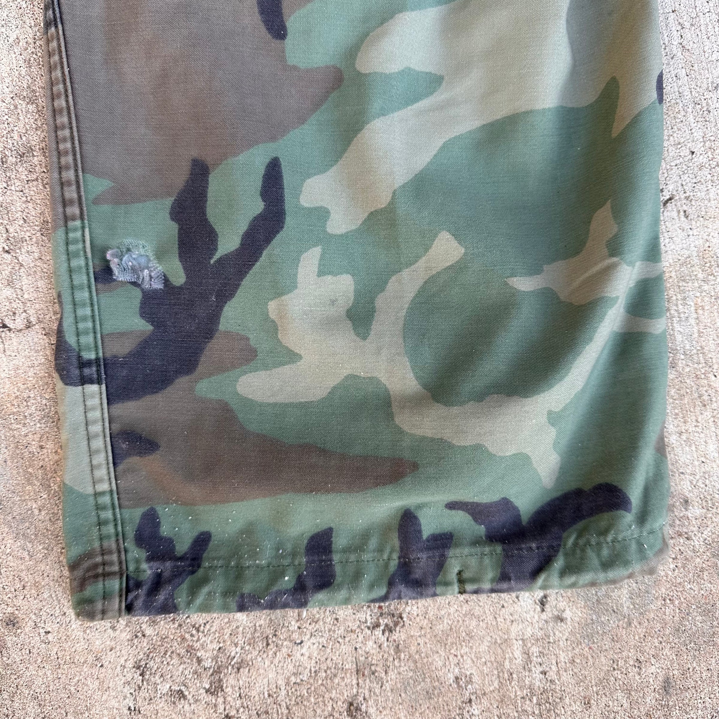 1980’s Woodland Camo M-65 Field  Pants Medium Regular