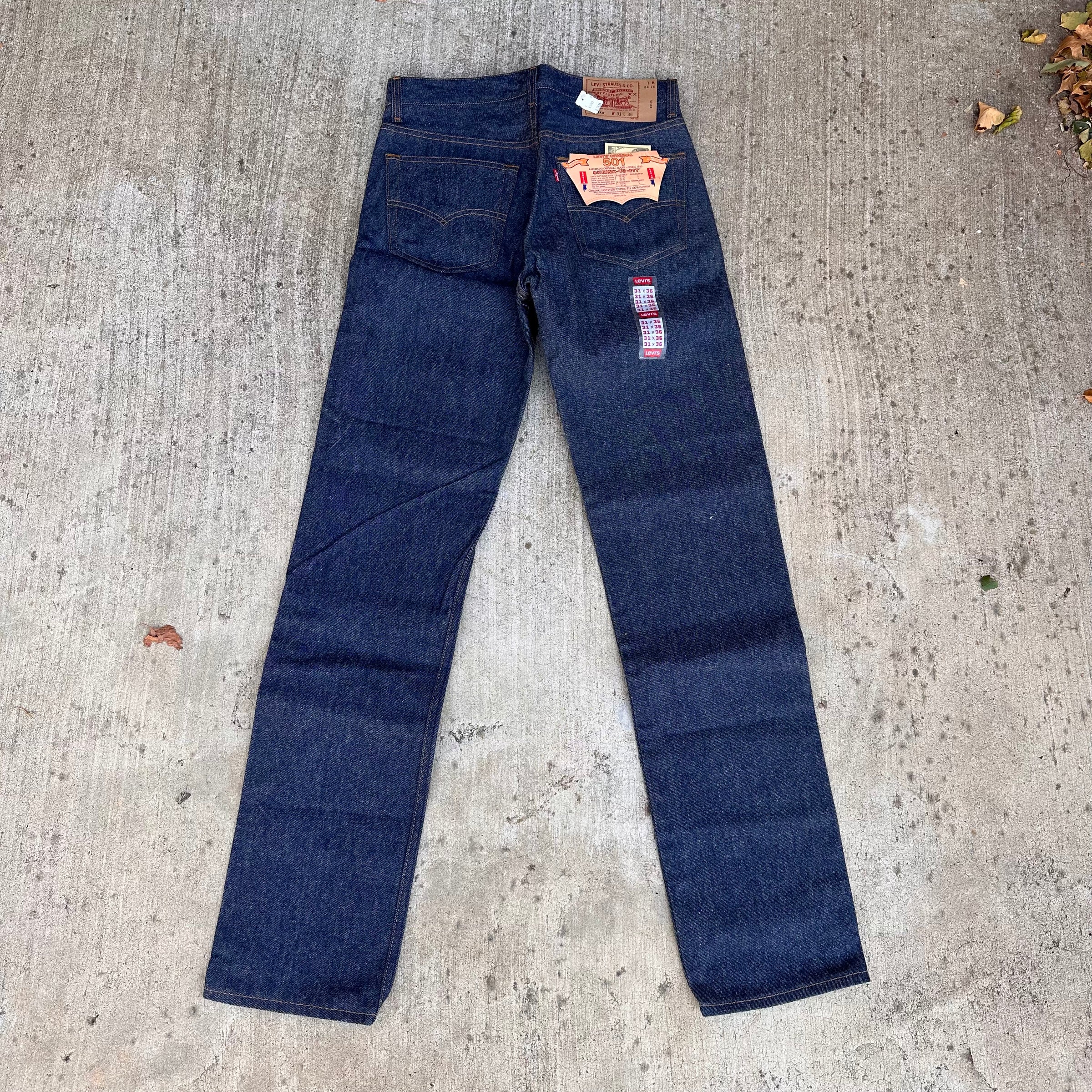 1990’s Deadstock MiUSA Levi’s 501 Shrink to Fit Denim Jeans Tagged 31” x 36”