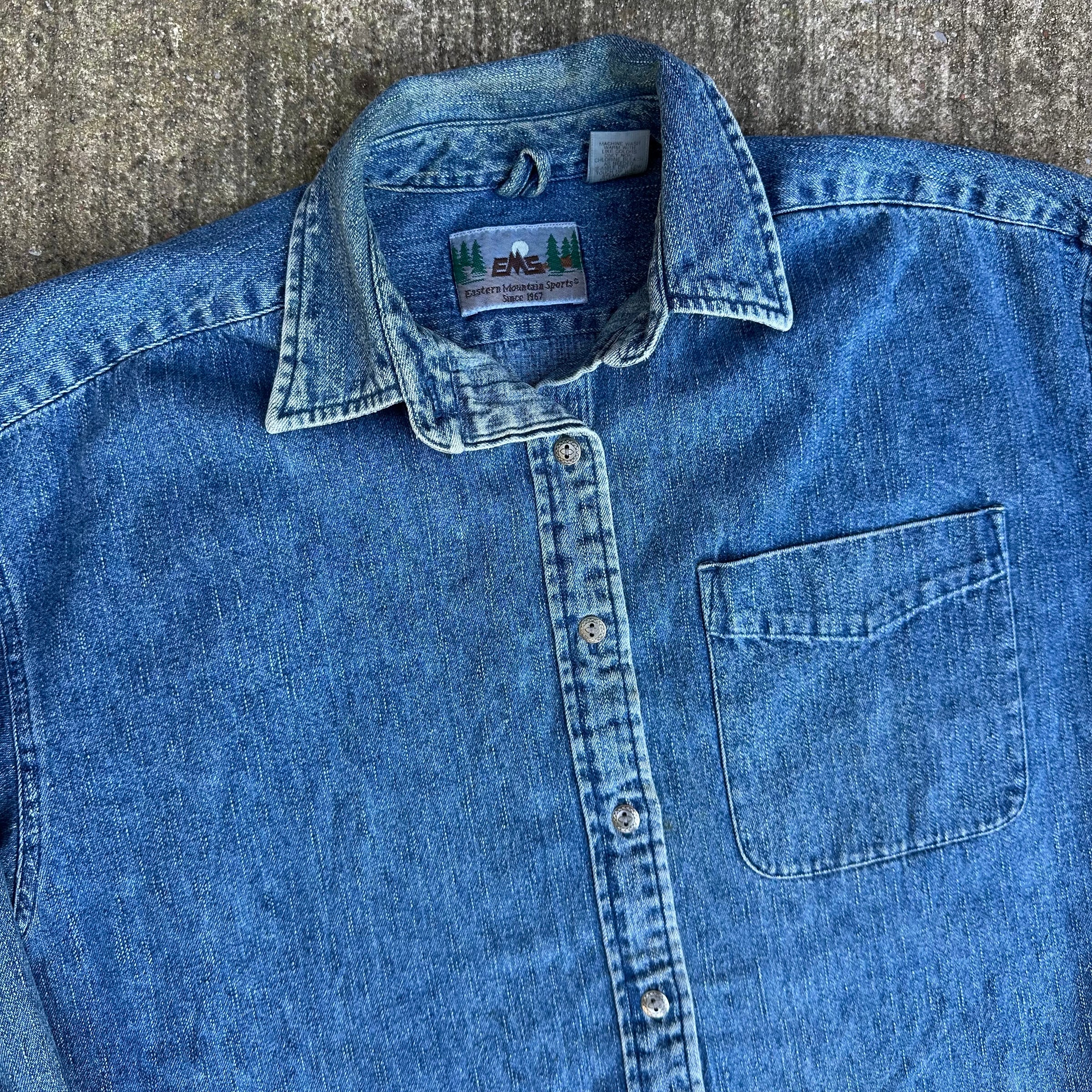 1980’s Eastern Mountain Sports Denim Button Down Shirt Medium