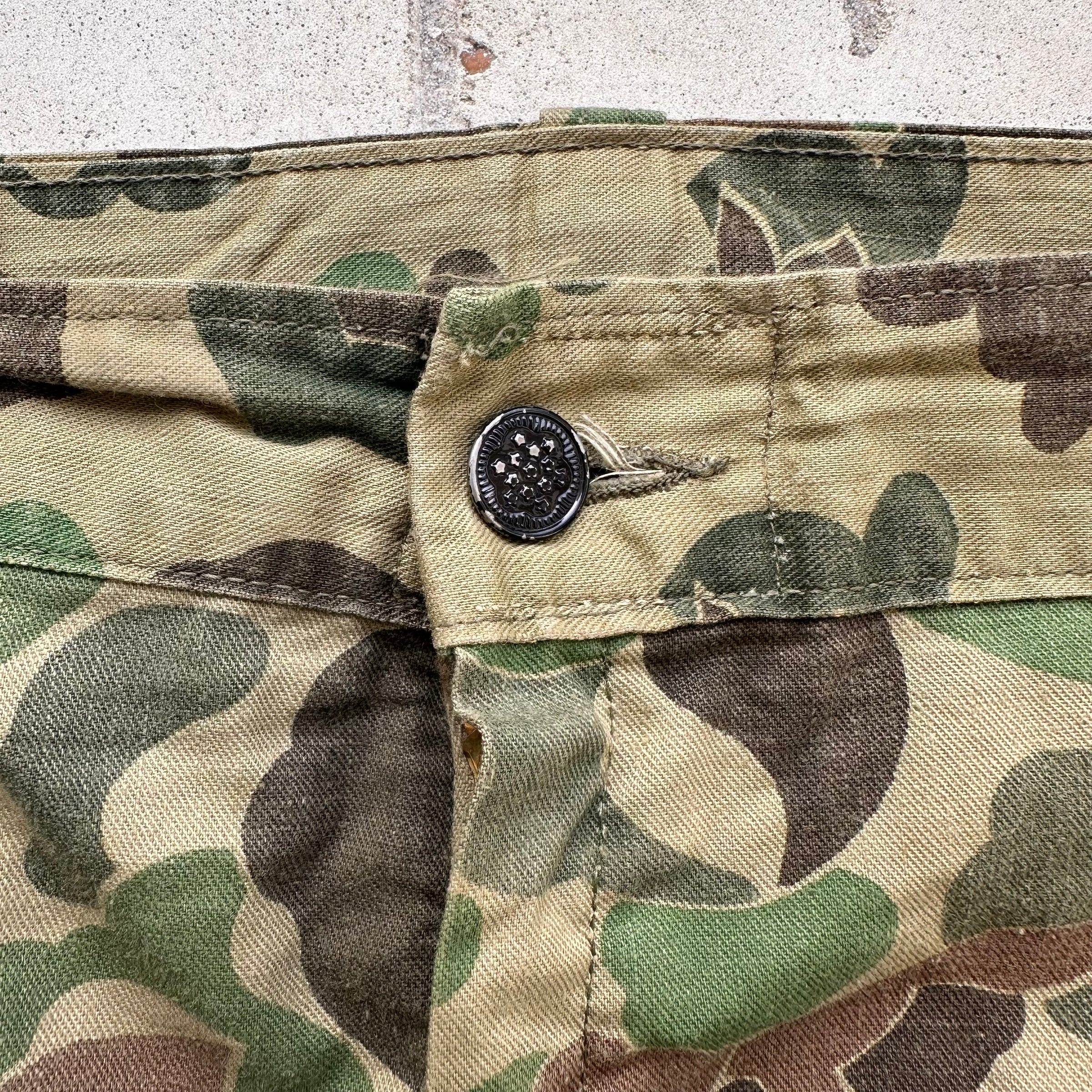 1950’s 13 Star Hunting Camo Pants 34” - 38” x 28”