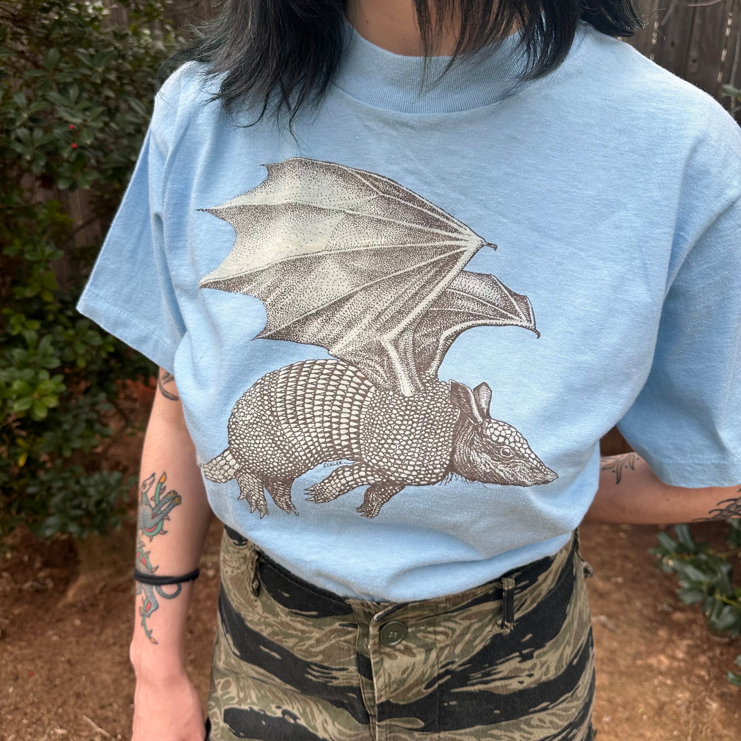 1980’s The Flying Armadillo T-Shirt Medium