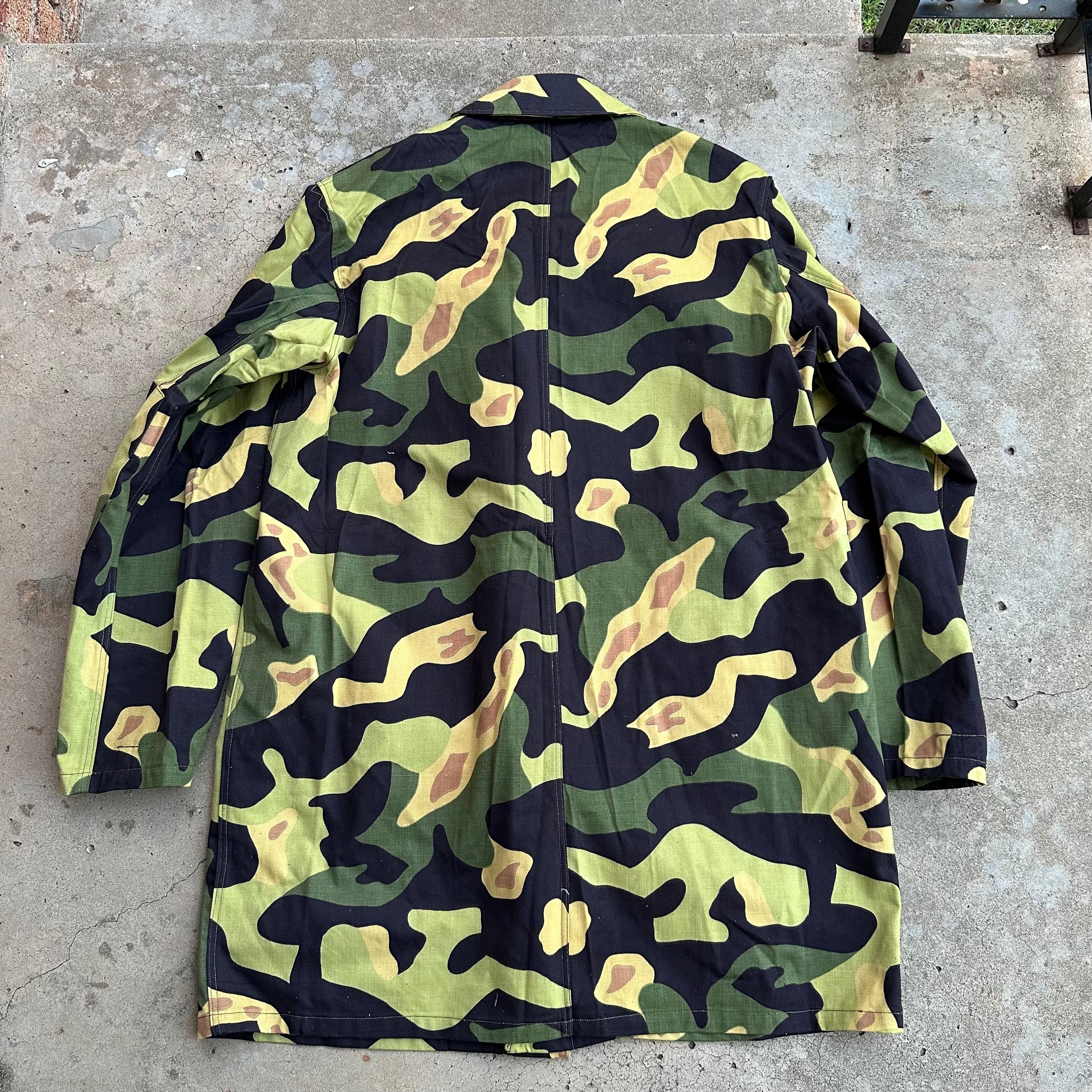 1960’s Deadstock Czech MLOK Salamander Camo Jacket Medium