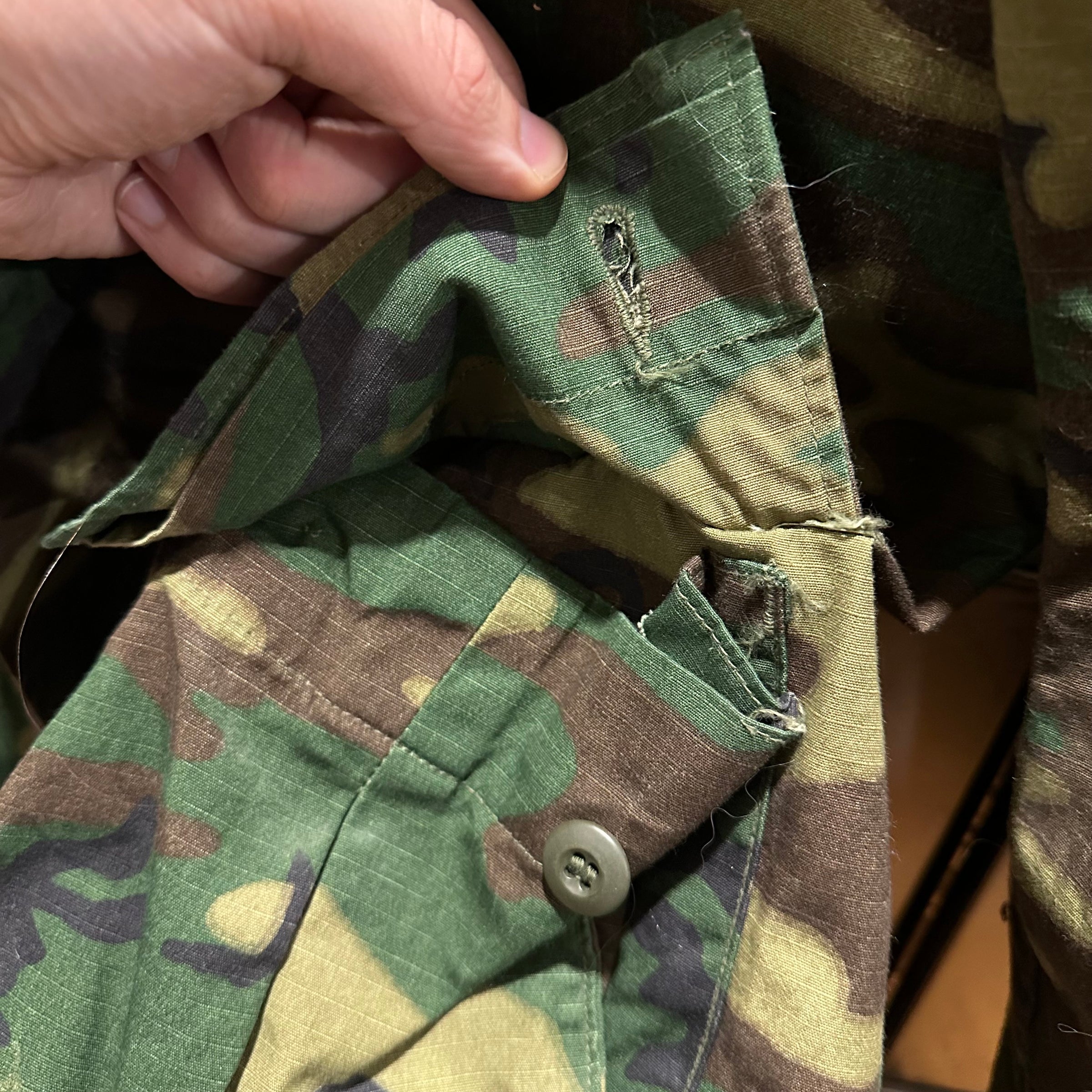 1960’s Deadstock/Mint Brown Dom ERDL Camo Jungle Jacket Medium Long