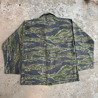 1970’s Post War Ripstop 4 Pocket Tiger Stripe Camo Shirt 25” Chest