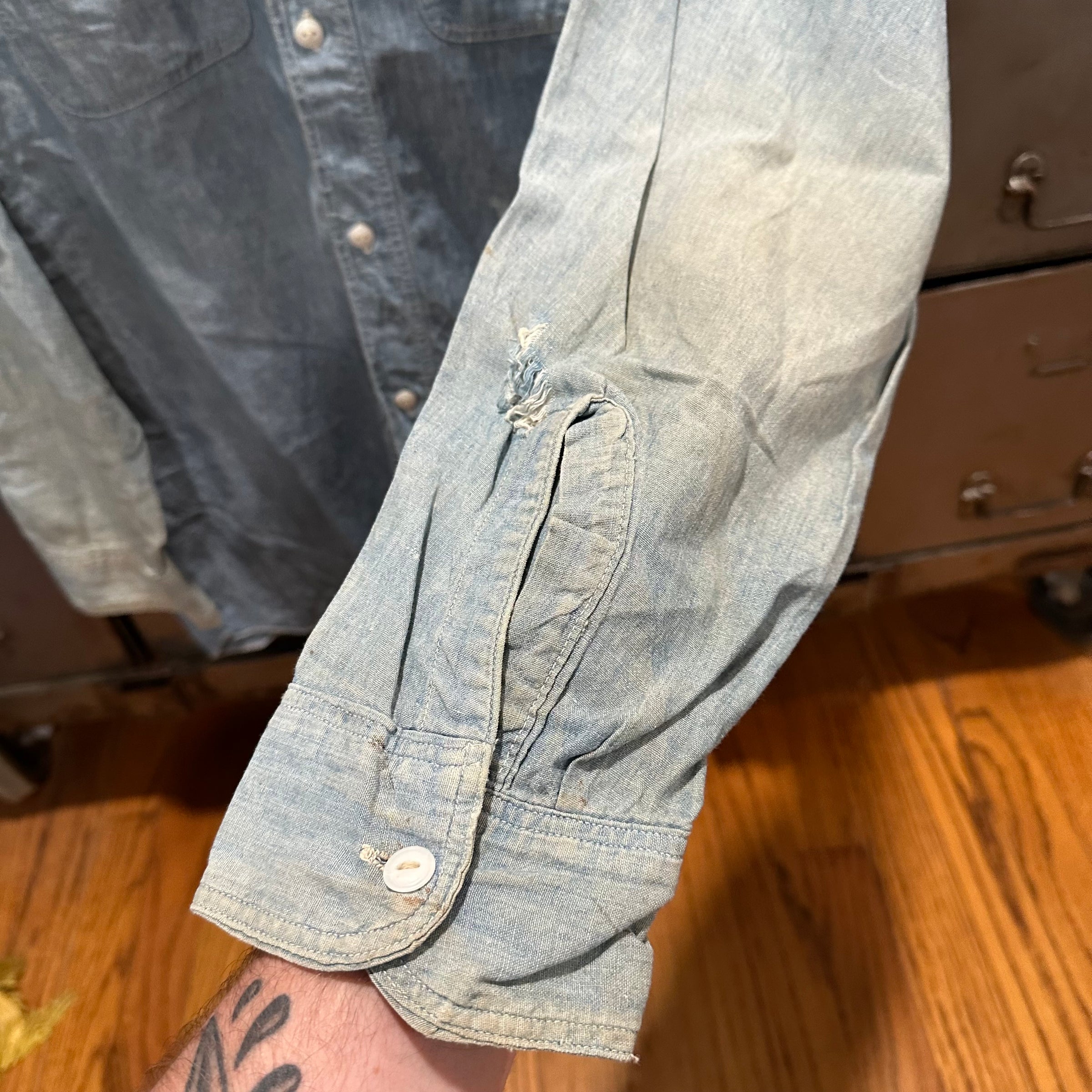 1950’s Red Kap Chambray Work Shirt L/XL