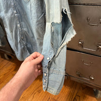 1960’s Wrangler 27MW Chambray Pearl Snap Western Shirt M/L