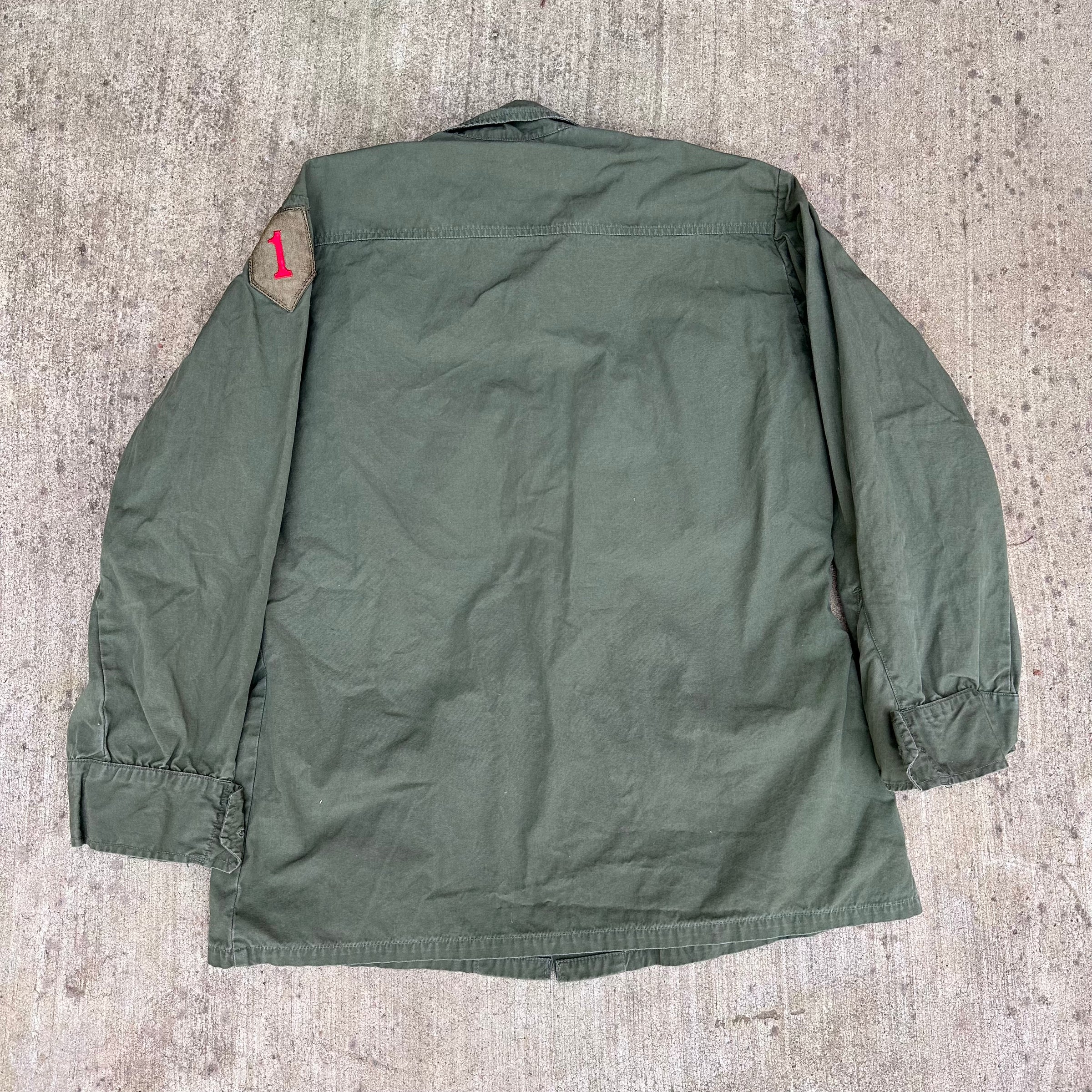 1960’s Vietnam War 1st Infantry Patched Poplin Jungle Jacket Small Short