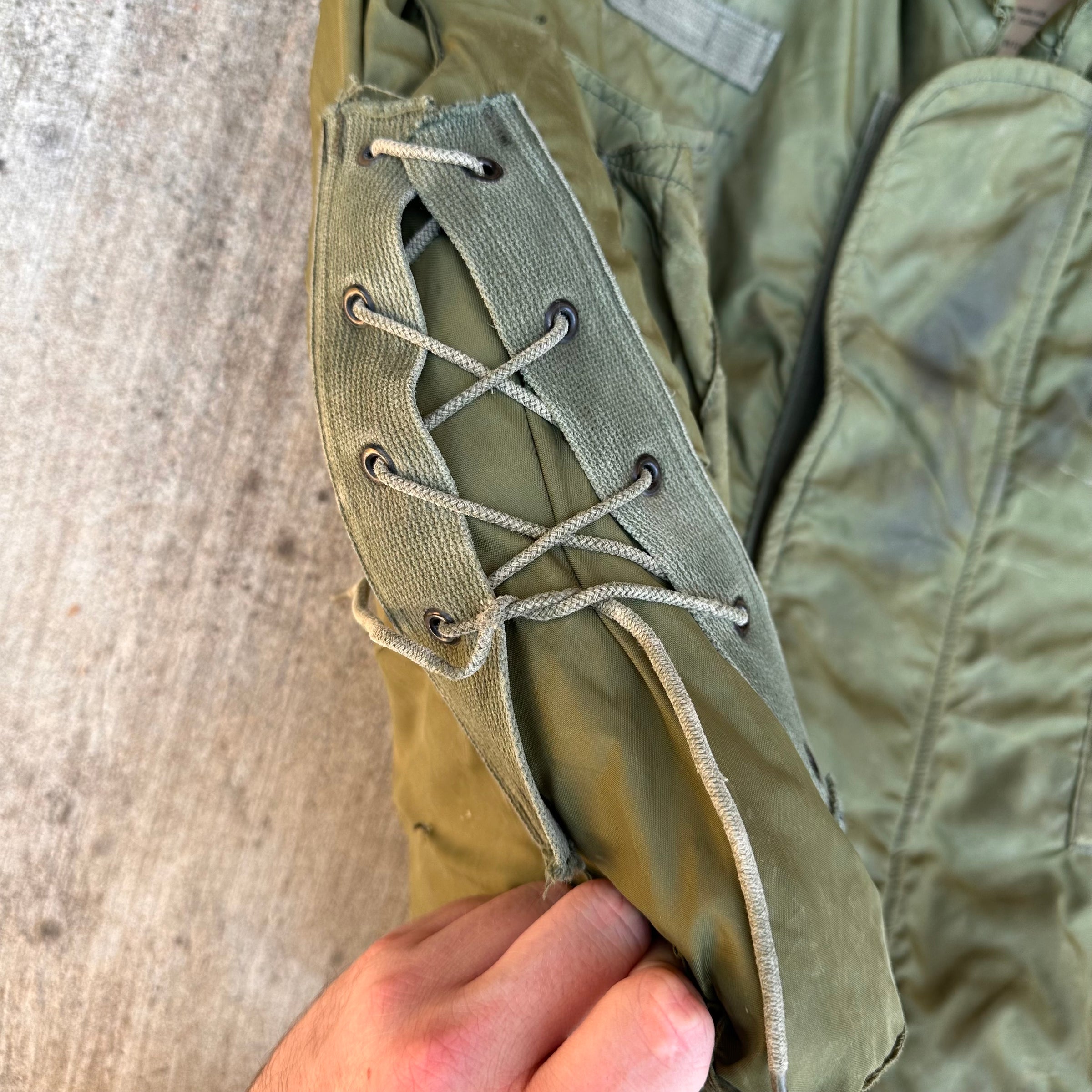 1960’s Vietnam War Era M-69 Flak Vest XL