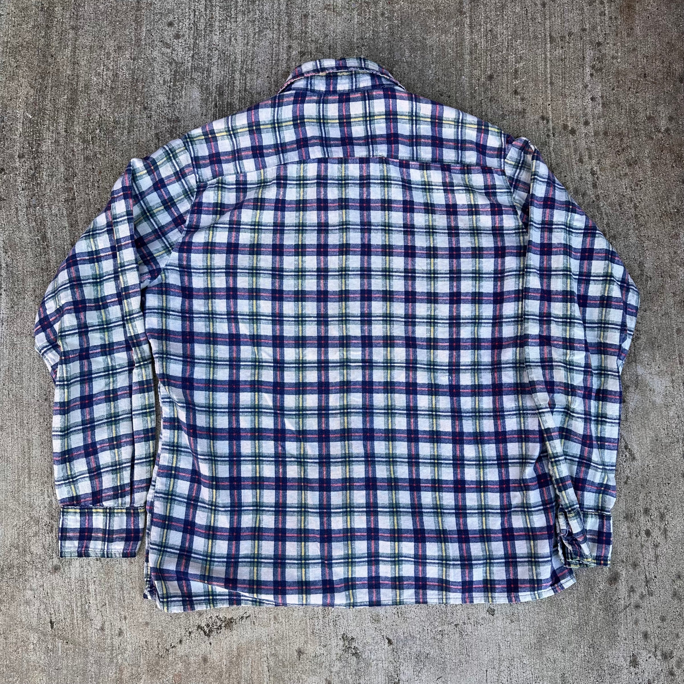1970’s Fruit of the Loom Printed Plaid Flannel Shirt 23” Chest