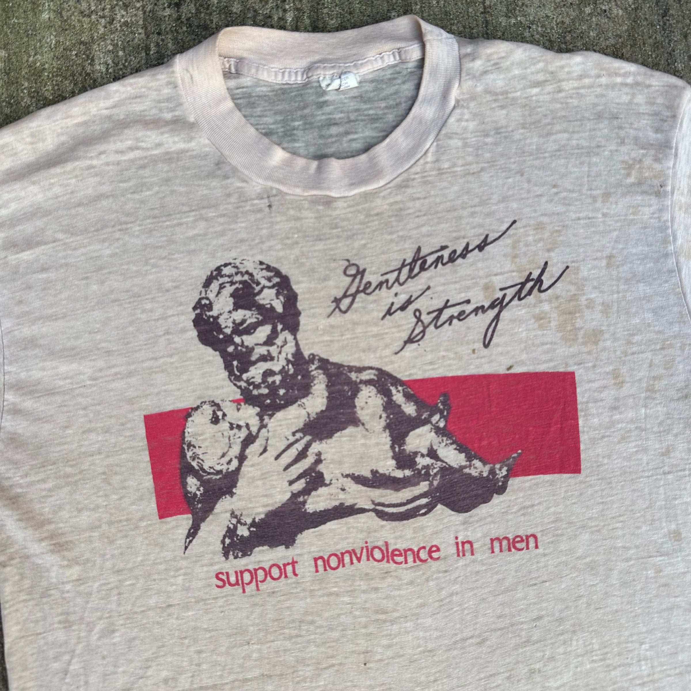 1980’s Gentleness is Strength Support Nonviolence in Men T-Shirt Small