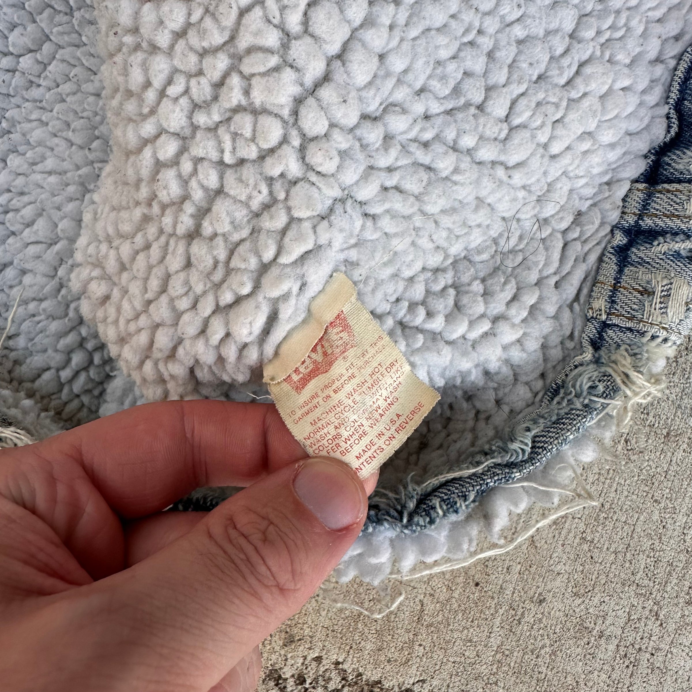 1980’s Levi’s Sherpa Lined Denim Jacket L/XL