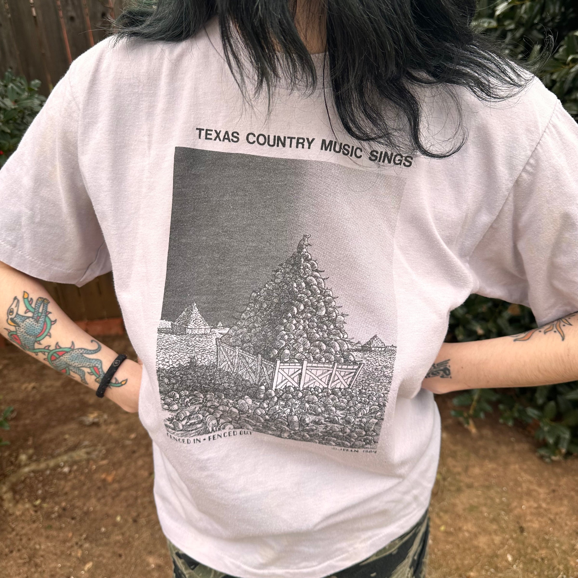 1980’s Texas Country Music Armadillo T-Shirt Small