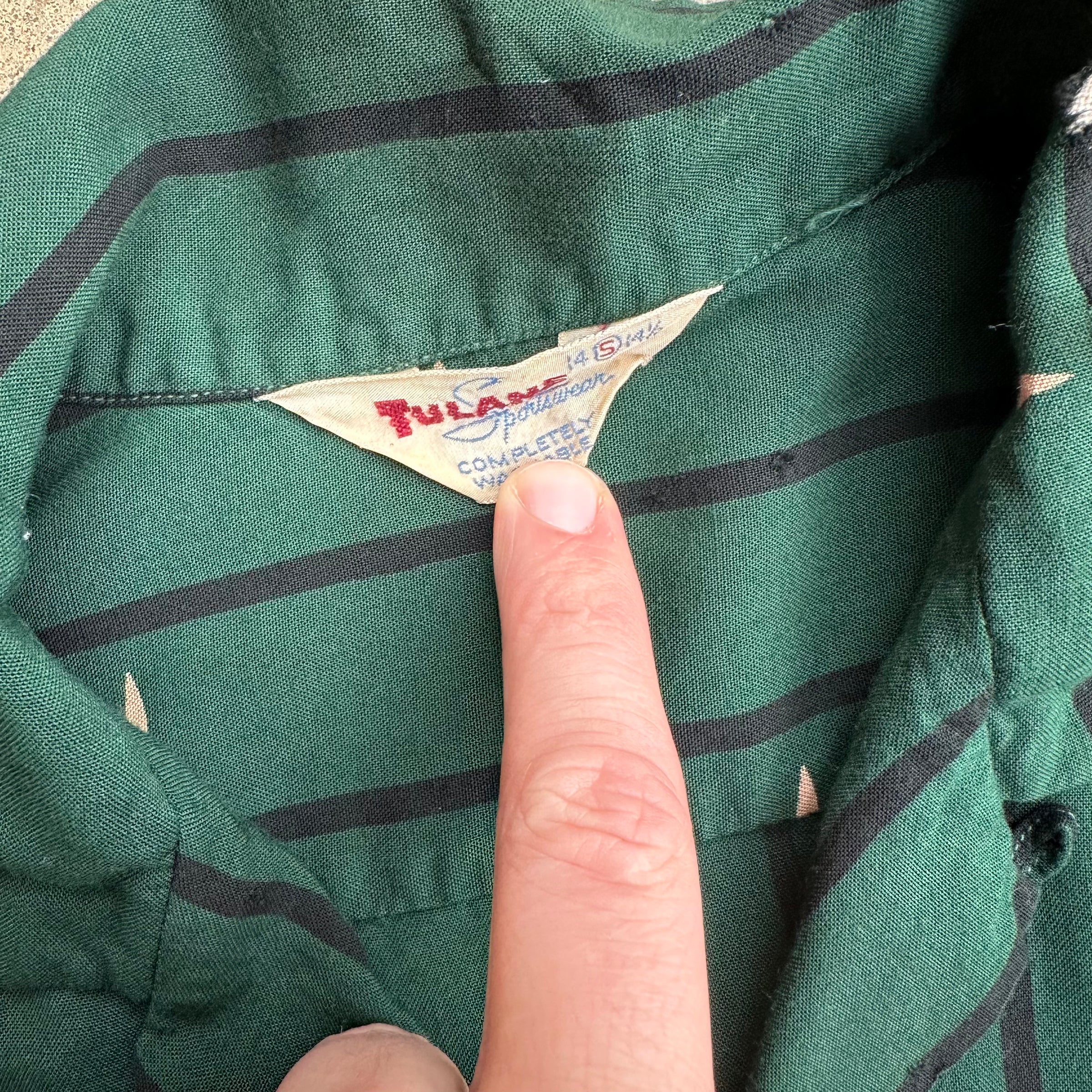 1950’s Tulane Sportswear Rockabilly Gabardine Loop Collar Shirt Small