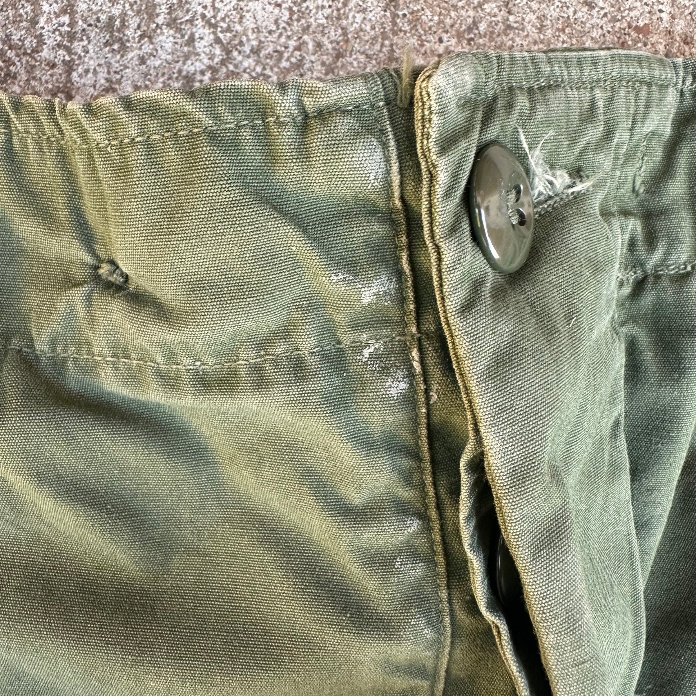 1960’s US Military 2nd Pattern Jungle Fatigue Pants Medium Regular