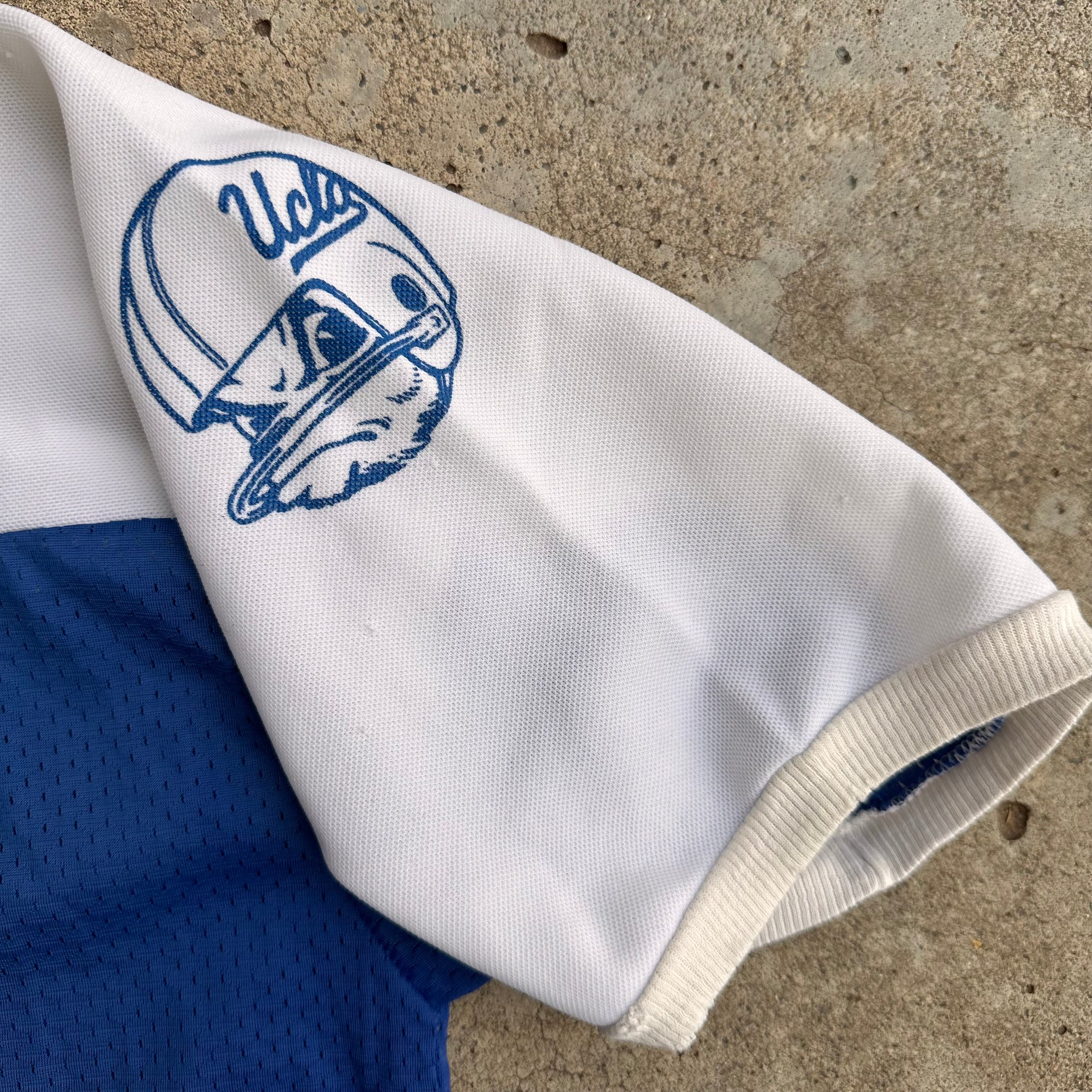 1970’s UCLA Bruins Football Mesh Jersey T-Shirt Medium