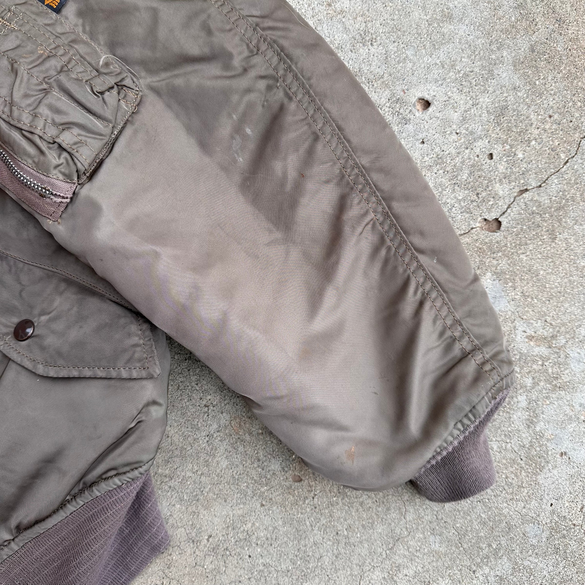 1990’s Alpha Industries Brown Reversible MA-1 Flight Jacket Large 27” Chest