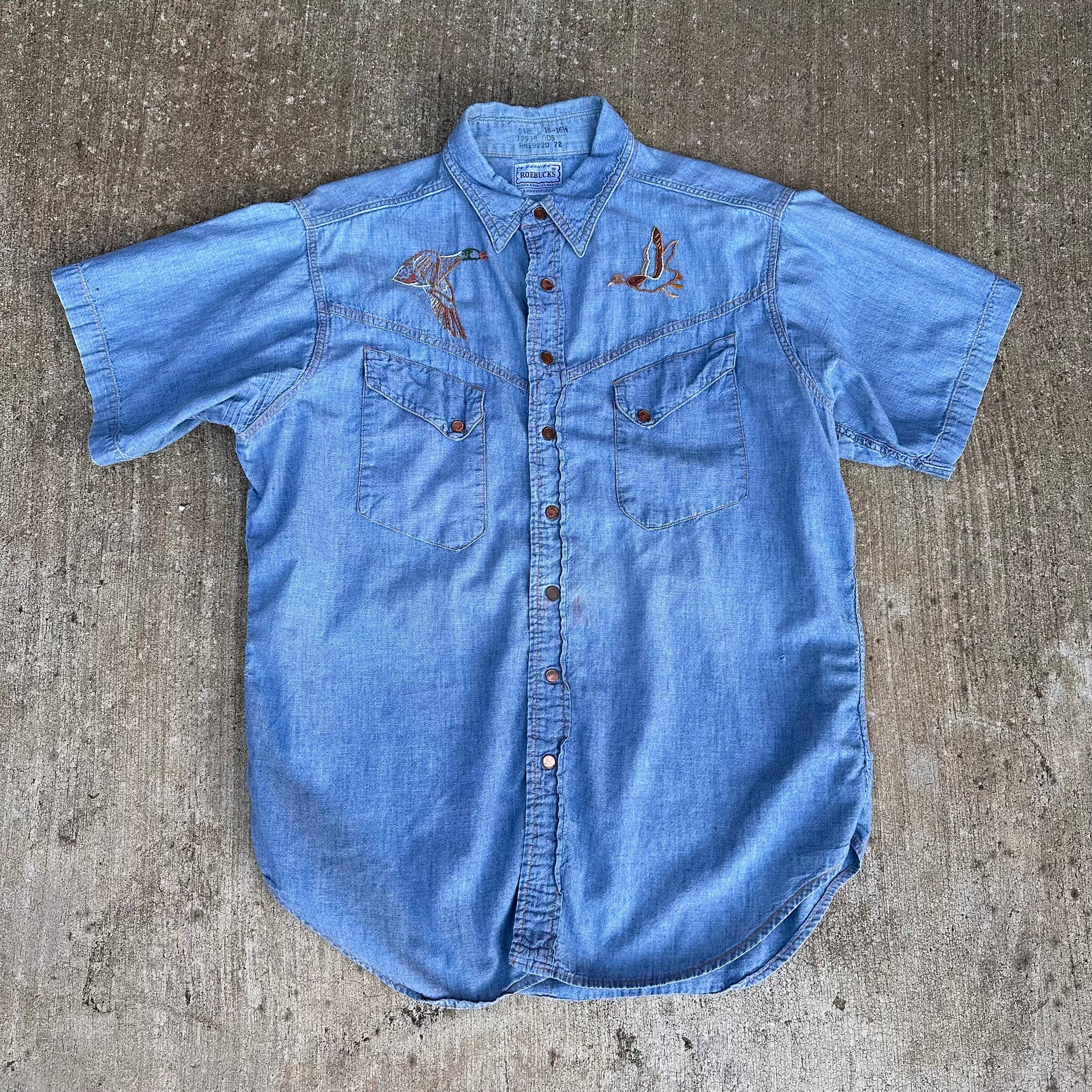 1960’s Embroidered Roebucks Chambray Western Shirt Large