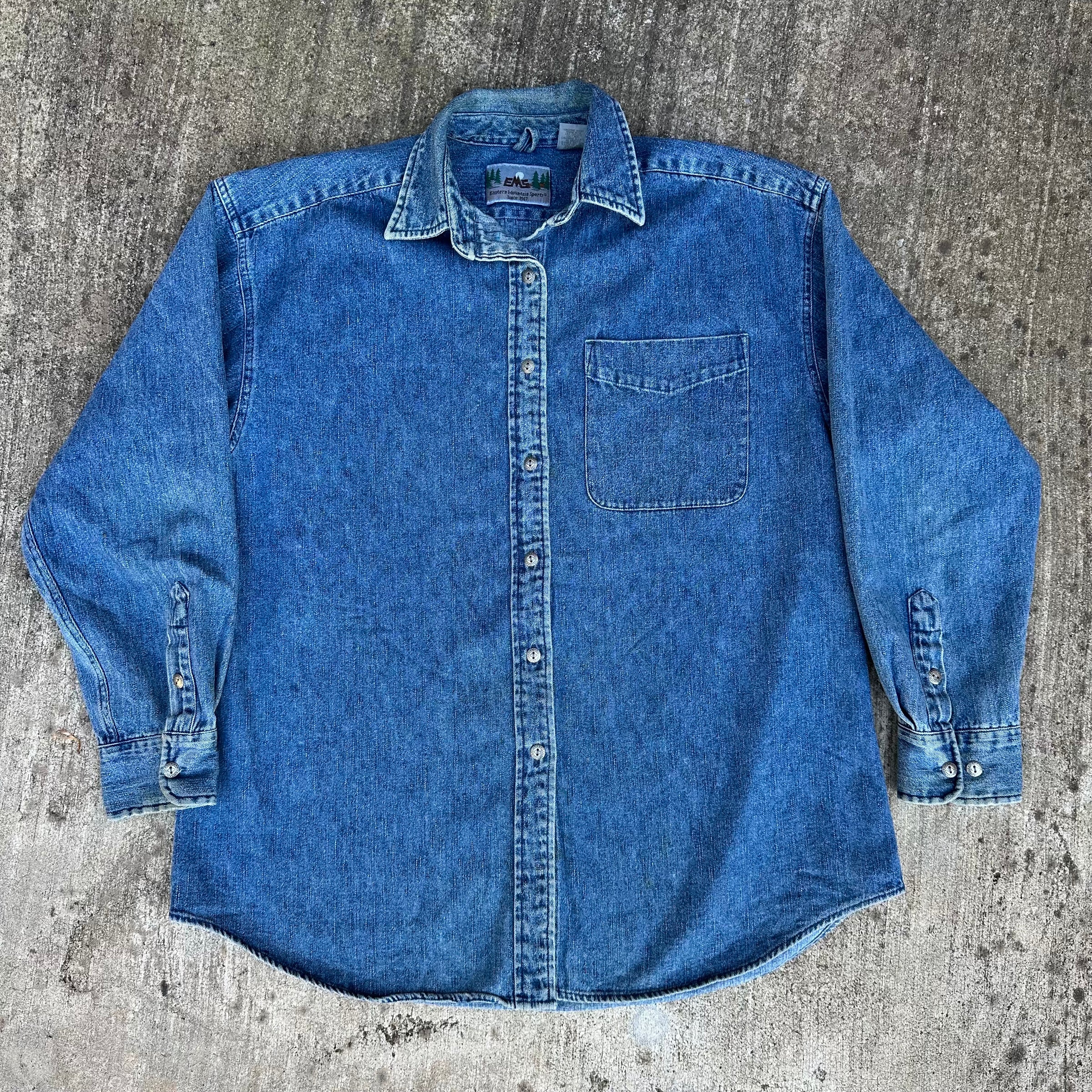 1980’s Eastern Mountain Sports Denim Button Down Shirt Medium