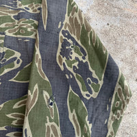 1970’s Post War Ripstop 4 Pocket Tiger Stripe Camo Shirt 25” Chest