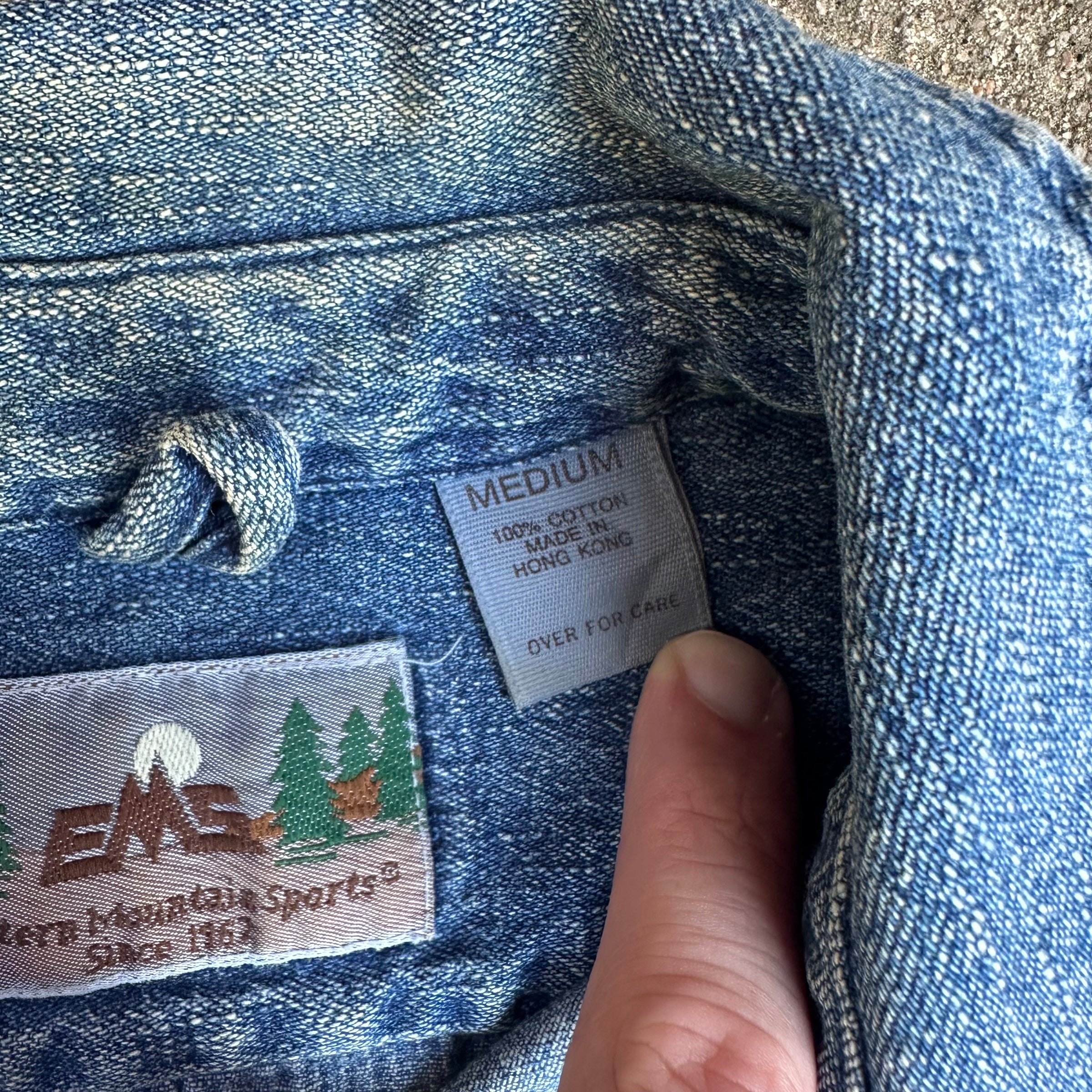 1980’s Eastern Mountain Sports Denim Button Down Shirt Medium