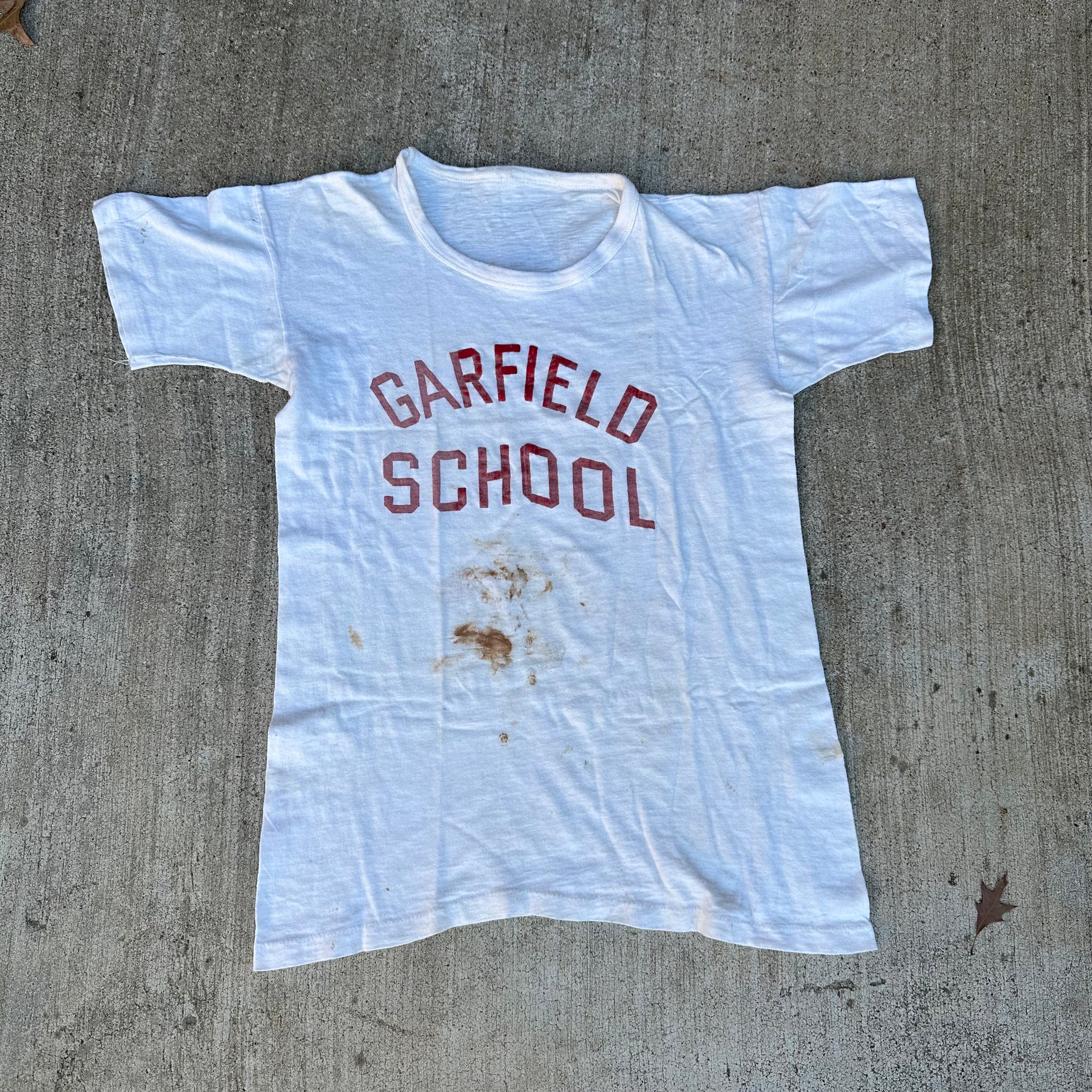 1940’s/50’s Thrashed Garfield School Flock Print T-Shirt XS