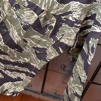 1960’s Tailor Made Silver Tiger Stripe Camo Shirt 22” Chest
