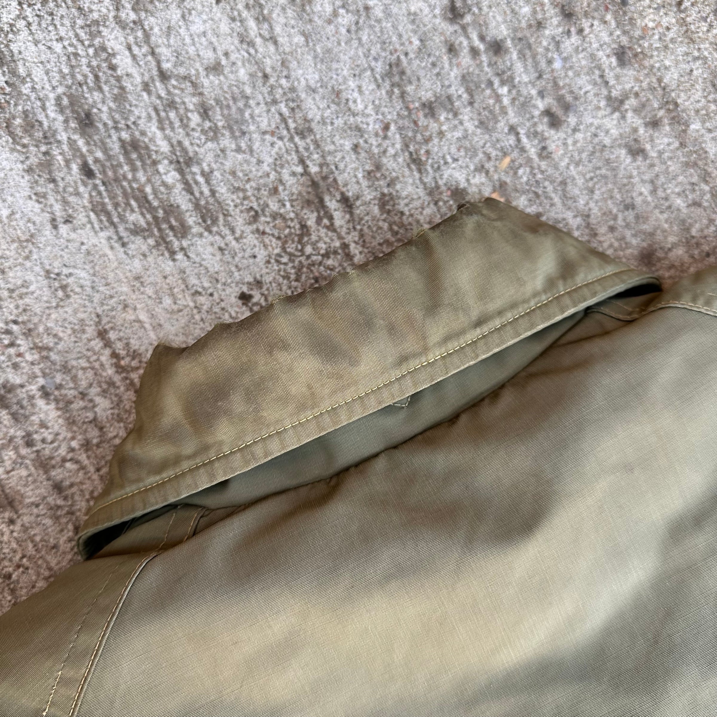 1960’s Eddie Bauer Bauer Down Quilted Puffer Jacket Large