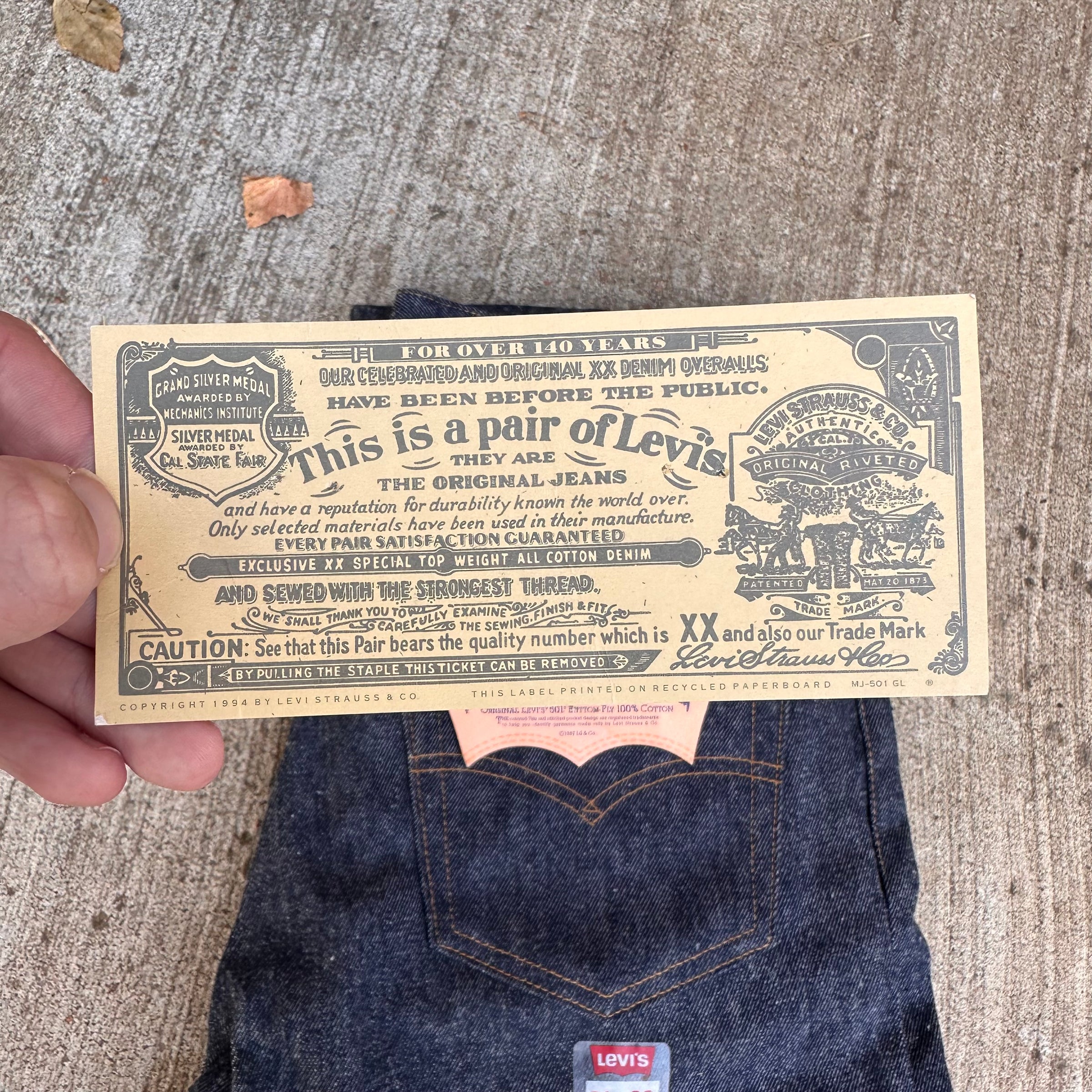 1990’s Deadstock MiUSA Levi’s 501 Shrink to Fit Denim Jeans Tagged 31” x 36”