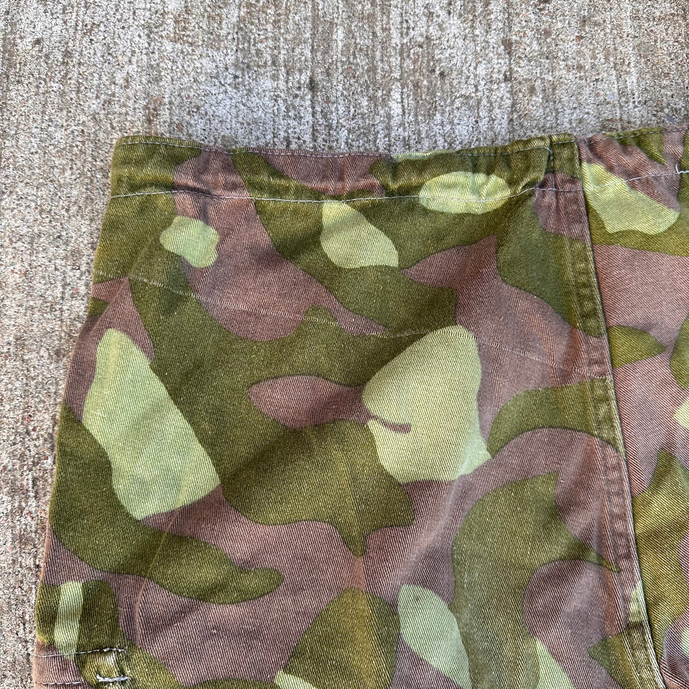 1970’s Reversible Finnish M62 Camo Pants 30” - 40” x 28”