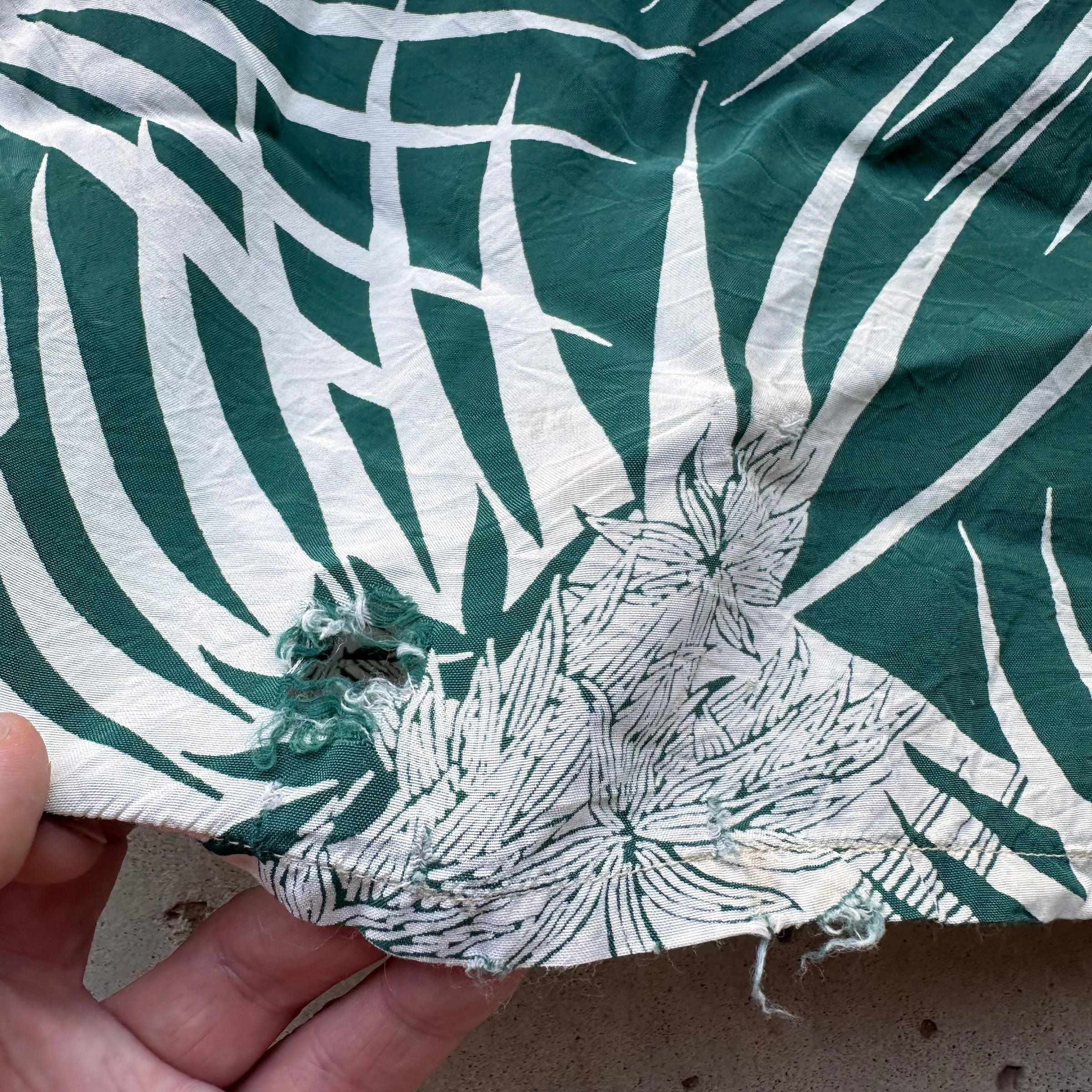 1940’s/50’s Penney’s TopFlight Rayon Hawaiian Shirt Medium